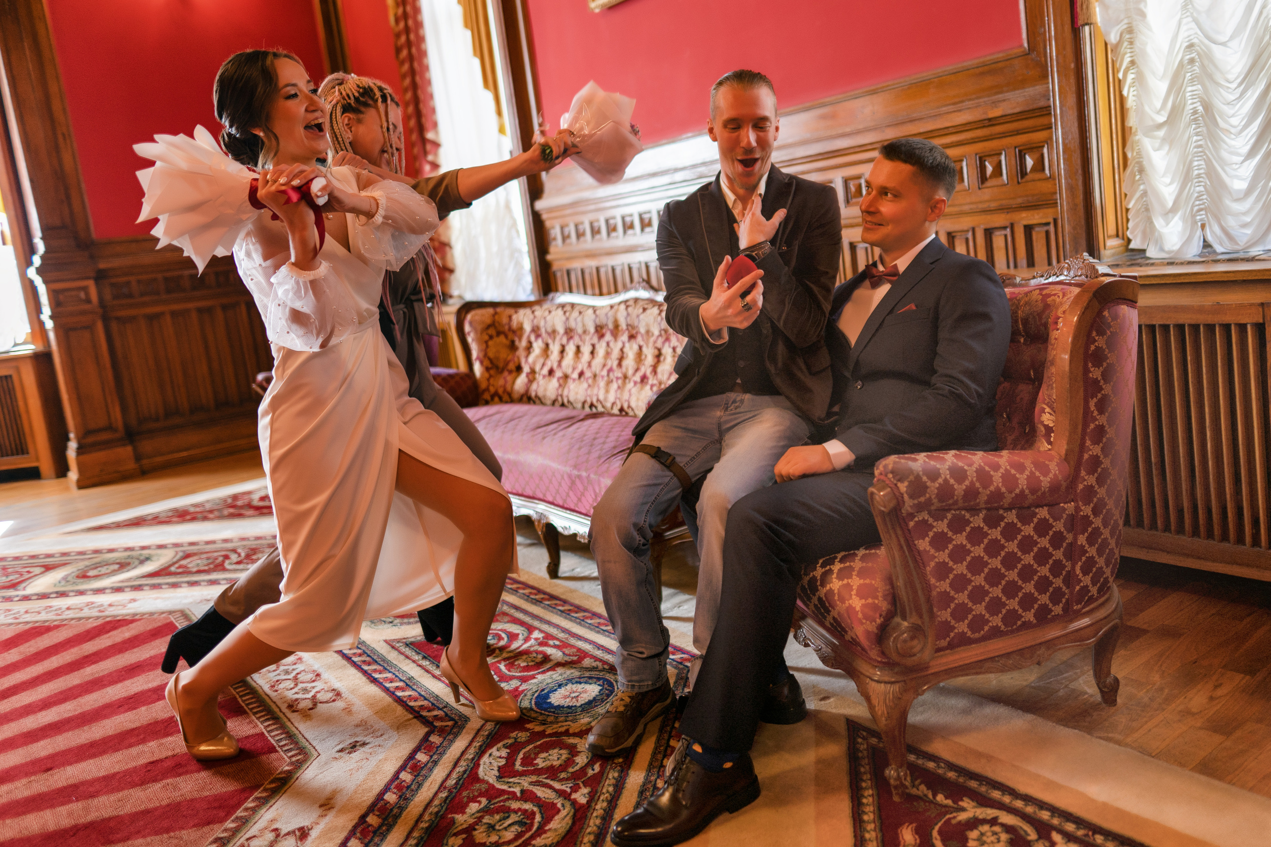 Свадебные фотографы СПб, фотосъемка свадеб. Роман Шитиков —свадебный, семейный фотограф в Санкт-Петербурге