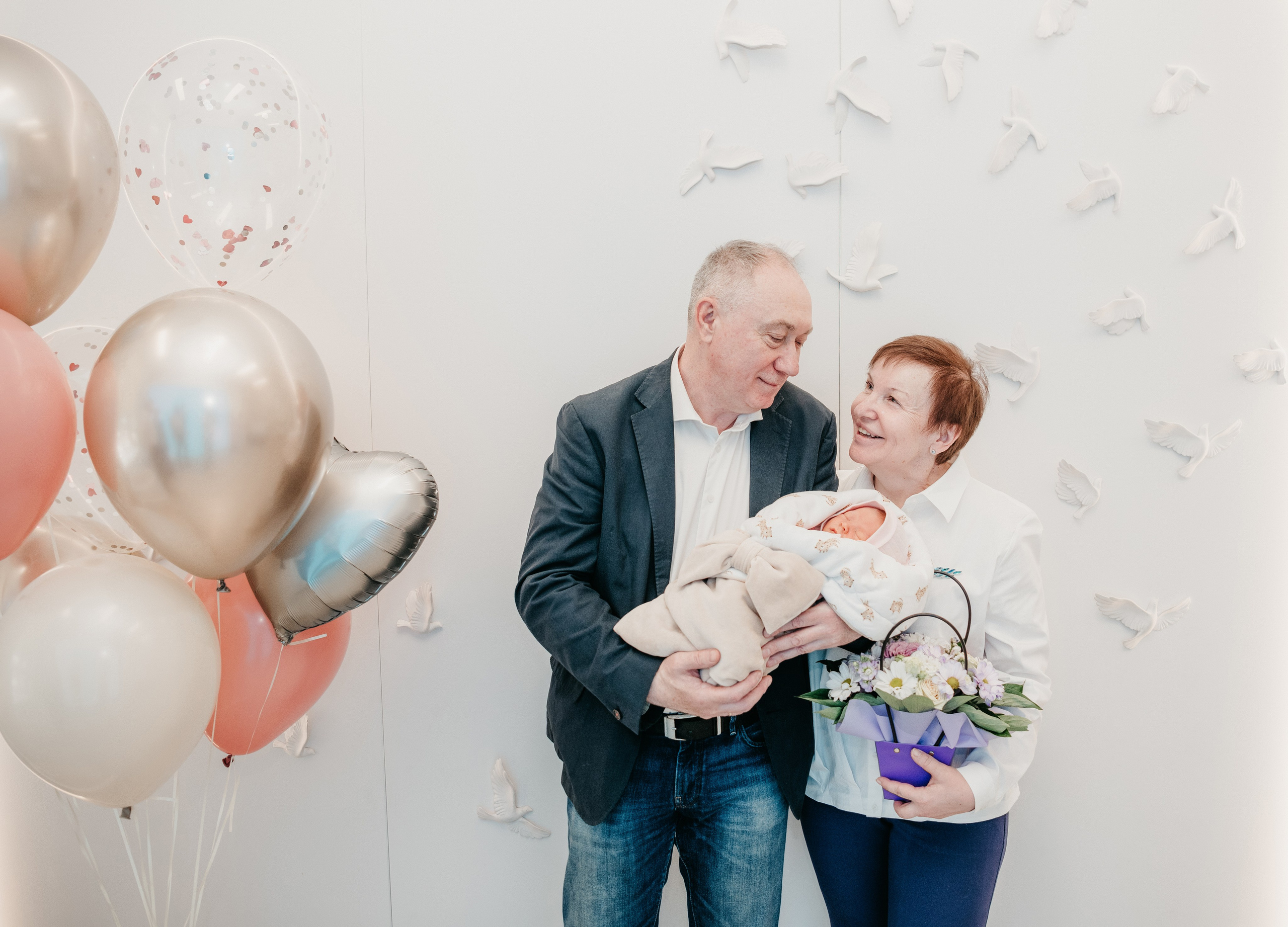 Выписка Виктории. Фотограф на выписку из роддома в Москве и МО