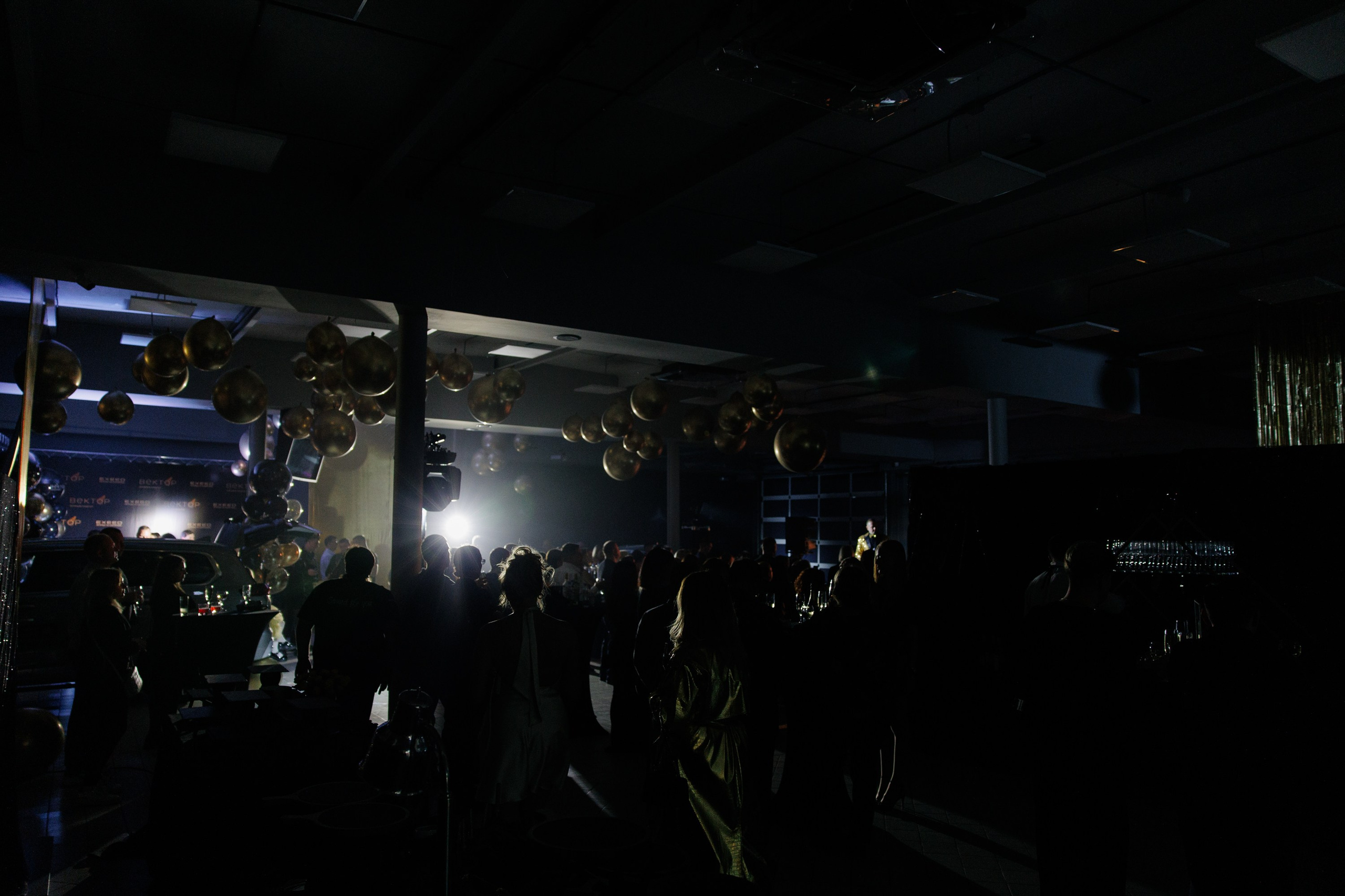 Открытие Exeed. Свадебный фотограф