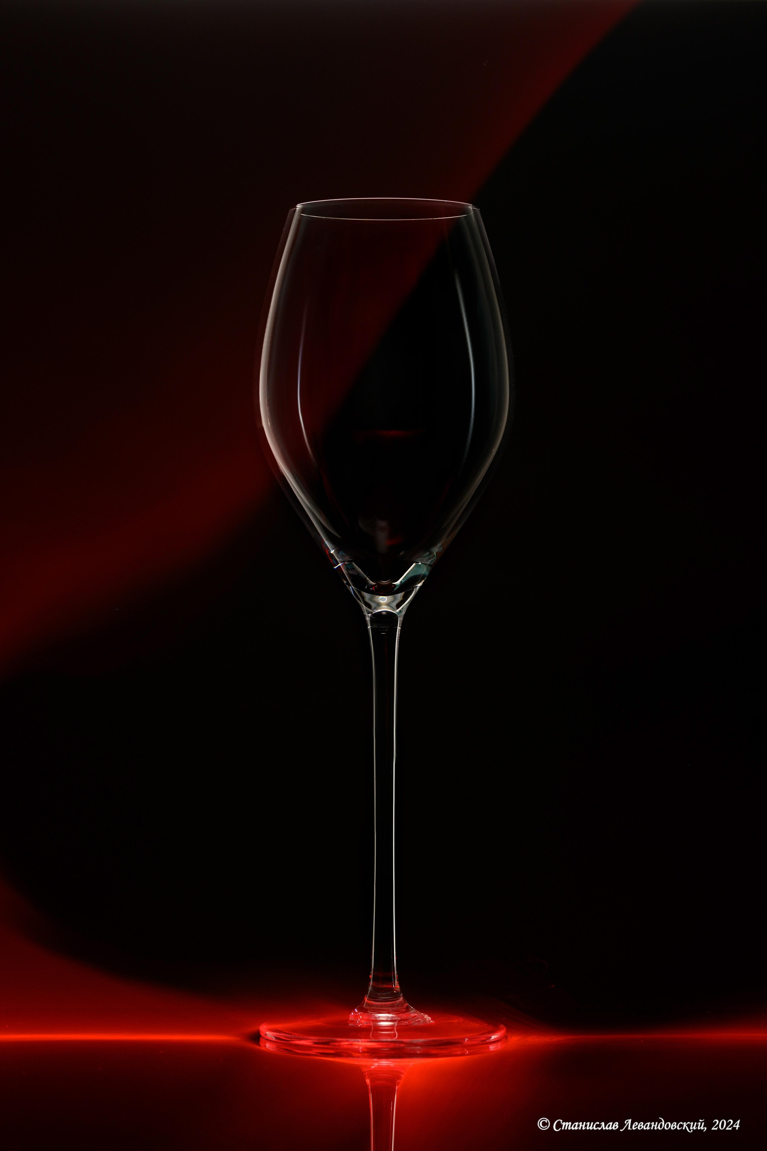 Предметы с глянцевой поверхностью. Предметный фотограф в Москве Станислав Левандовский