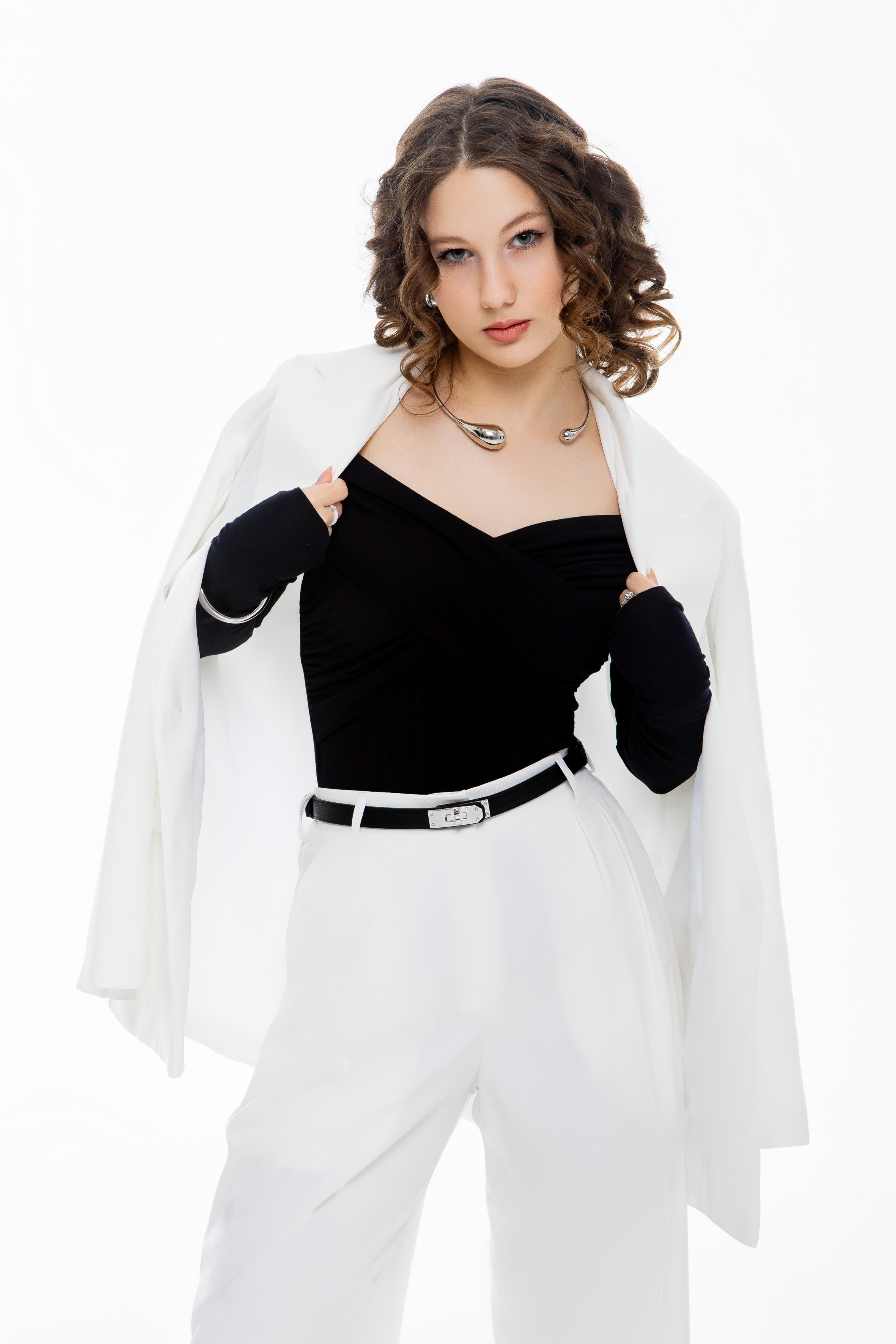 Студия Гимназия 12 11 А 2024 г. Свадебный и портретный Фотограф в Липецке Дмитрий Котюков