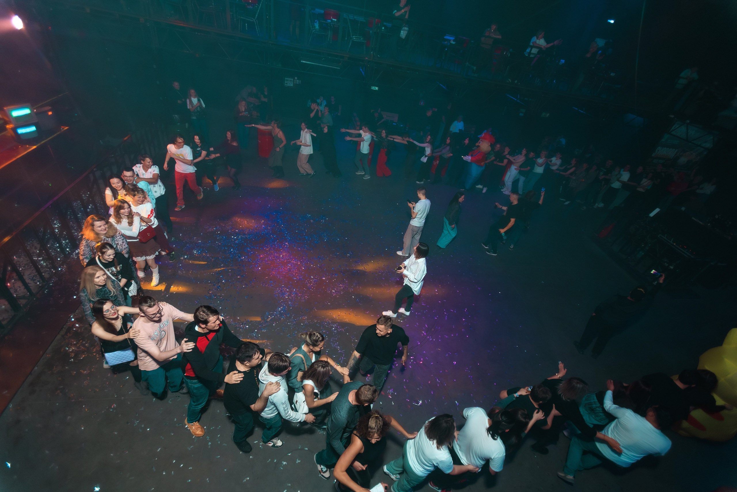 Вечно молодой. Репортажный фотограф Екатеринбург | Яркий, качественный репортаж | Концерты, клубы, репортаж, праздники, корпоративы