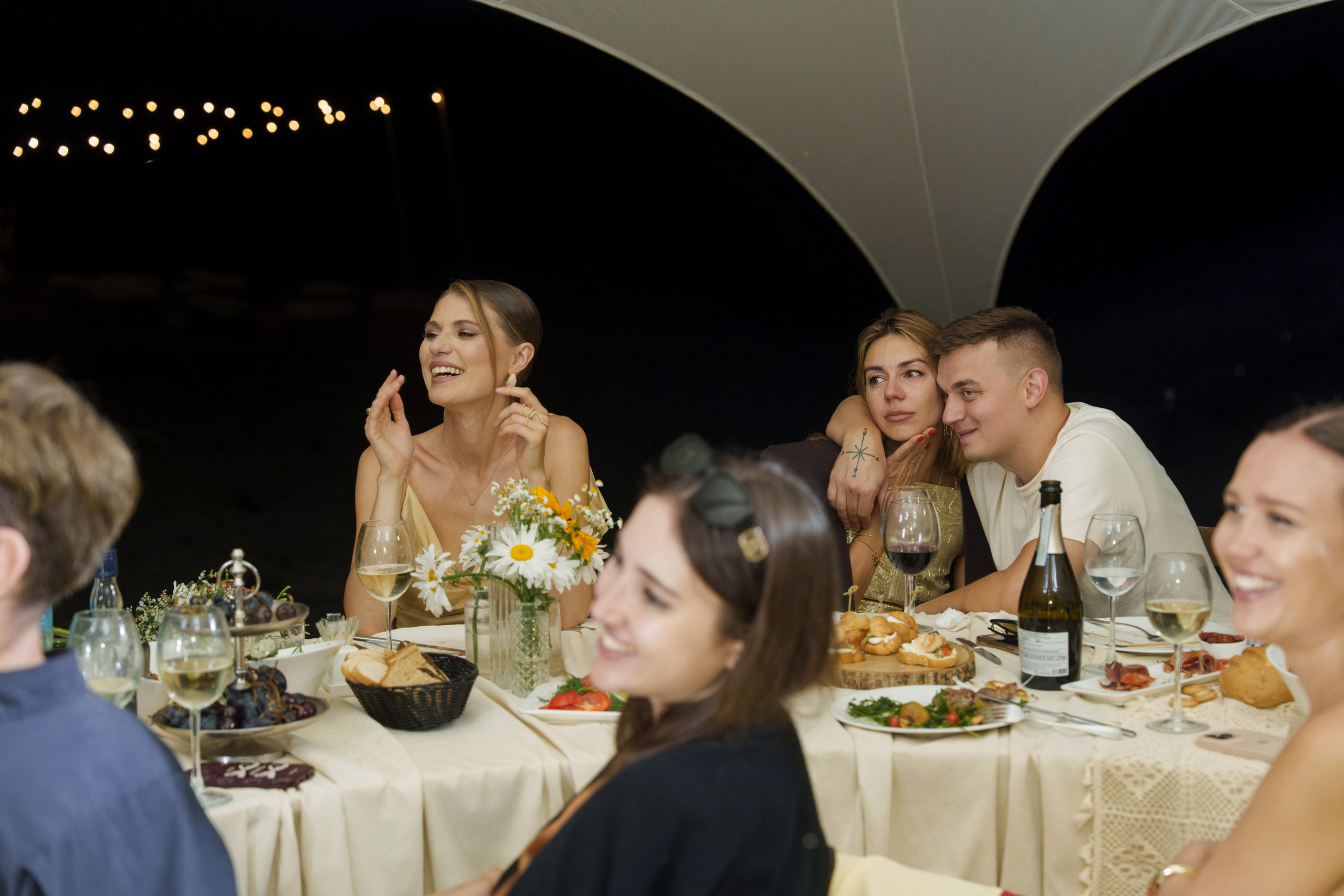 Михаил и Ольга (банкетная часть г. Брянск). Свадебный и репортажный фотограф Элина Козырьянова