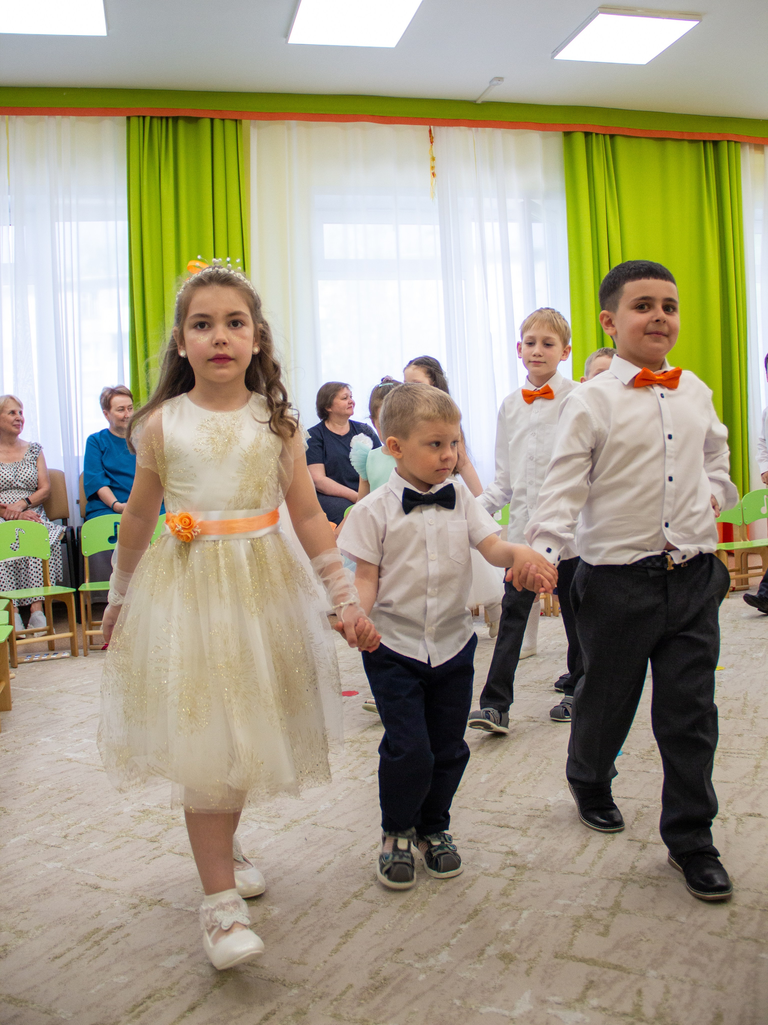 Report: выпускной в д/с «Динамика». Фотограф в Перми Любовь Огородова | Авторские туры