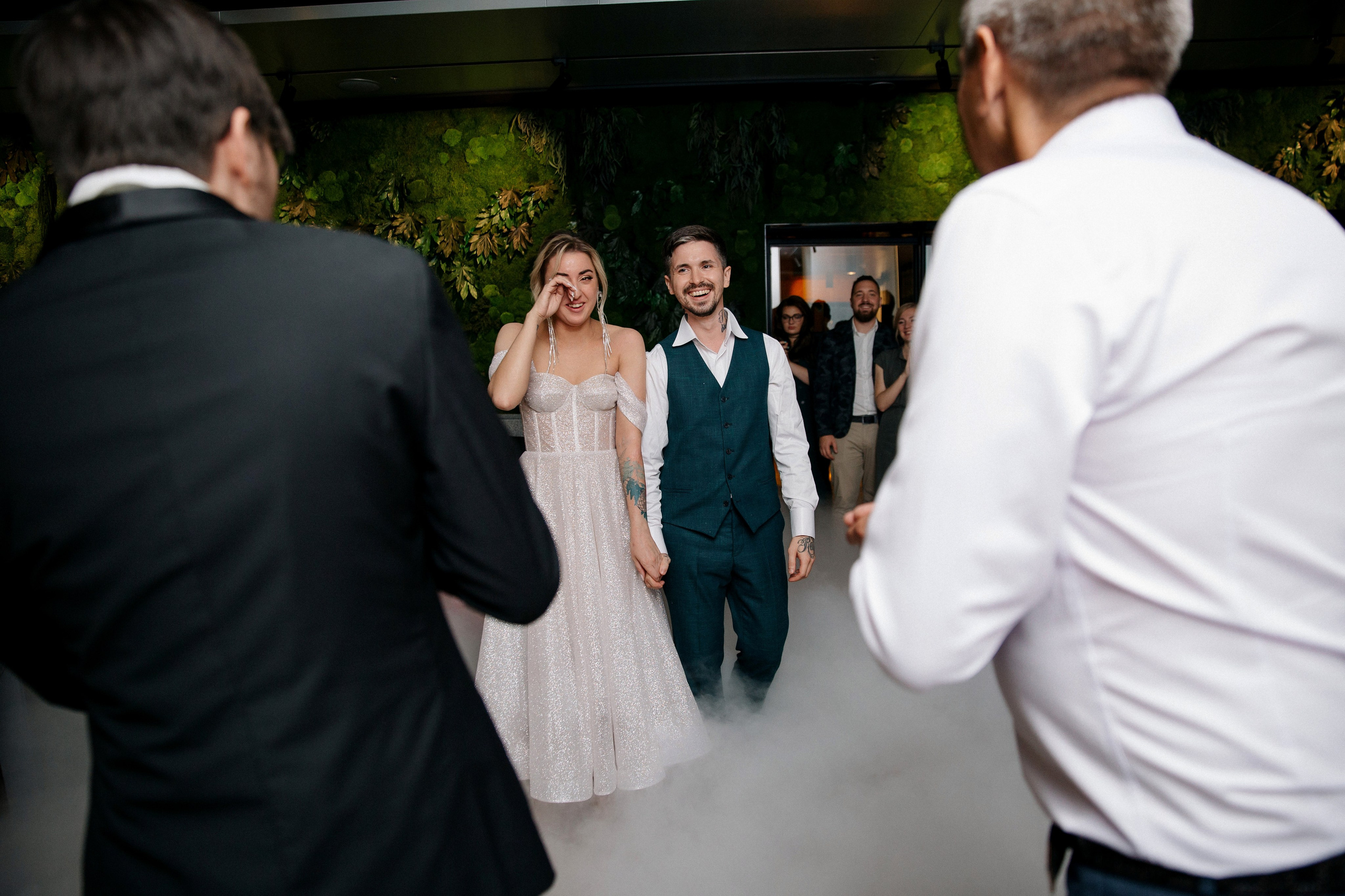 Неоновая свадьба. Свадебный фотограф в Санкт-Петербурге Вика Стукачева