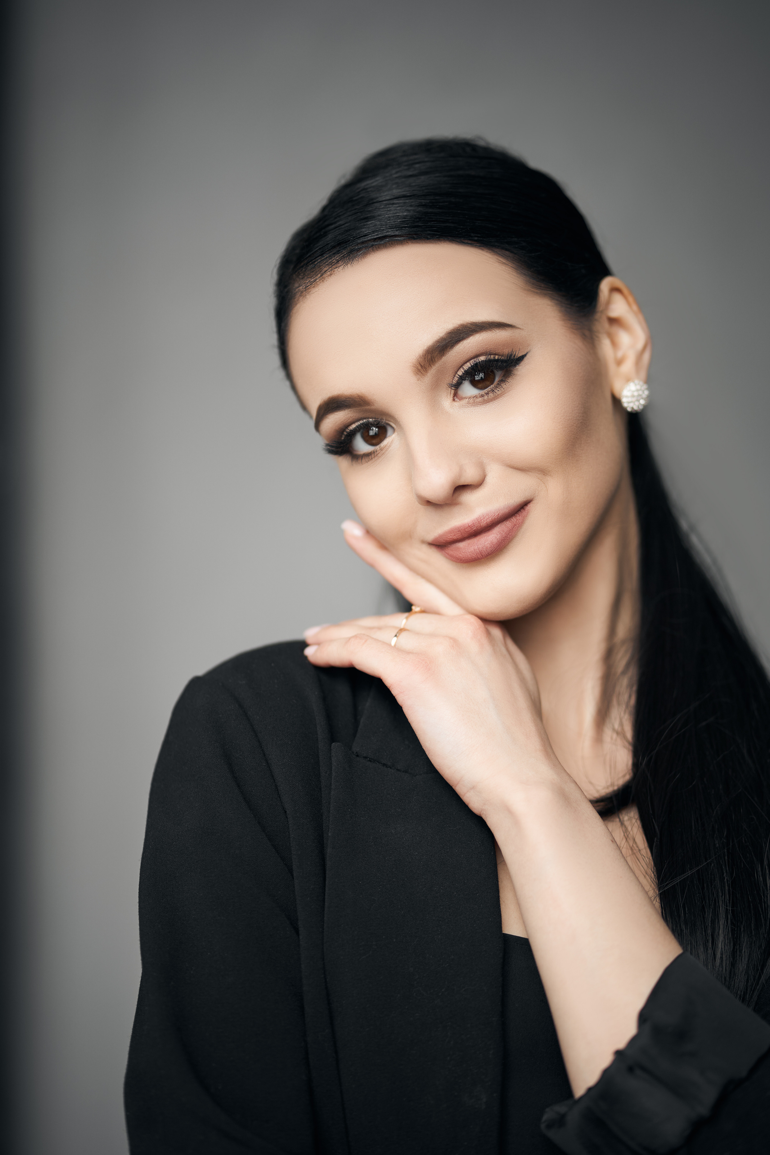 Женский портрет. Фотограф в Тюмени Алиса Абрашина