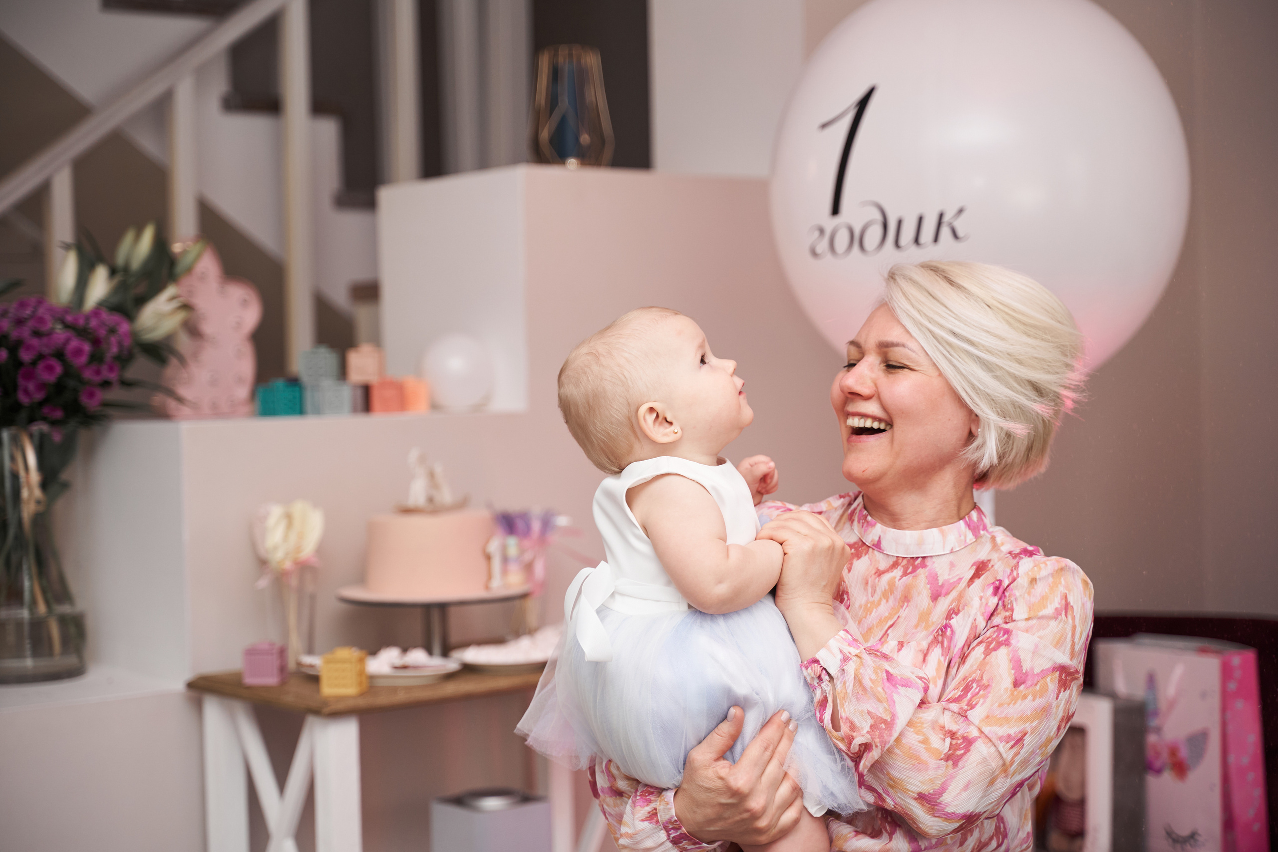 Алёне 1 годик. Фотограф в Тюмени Алиса Абрашина