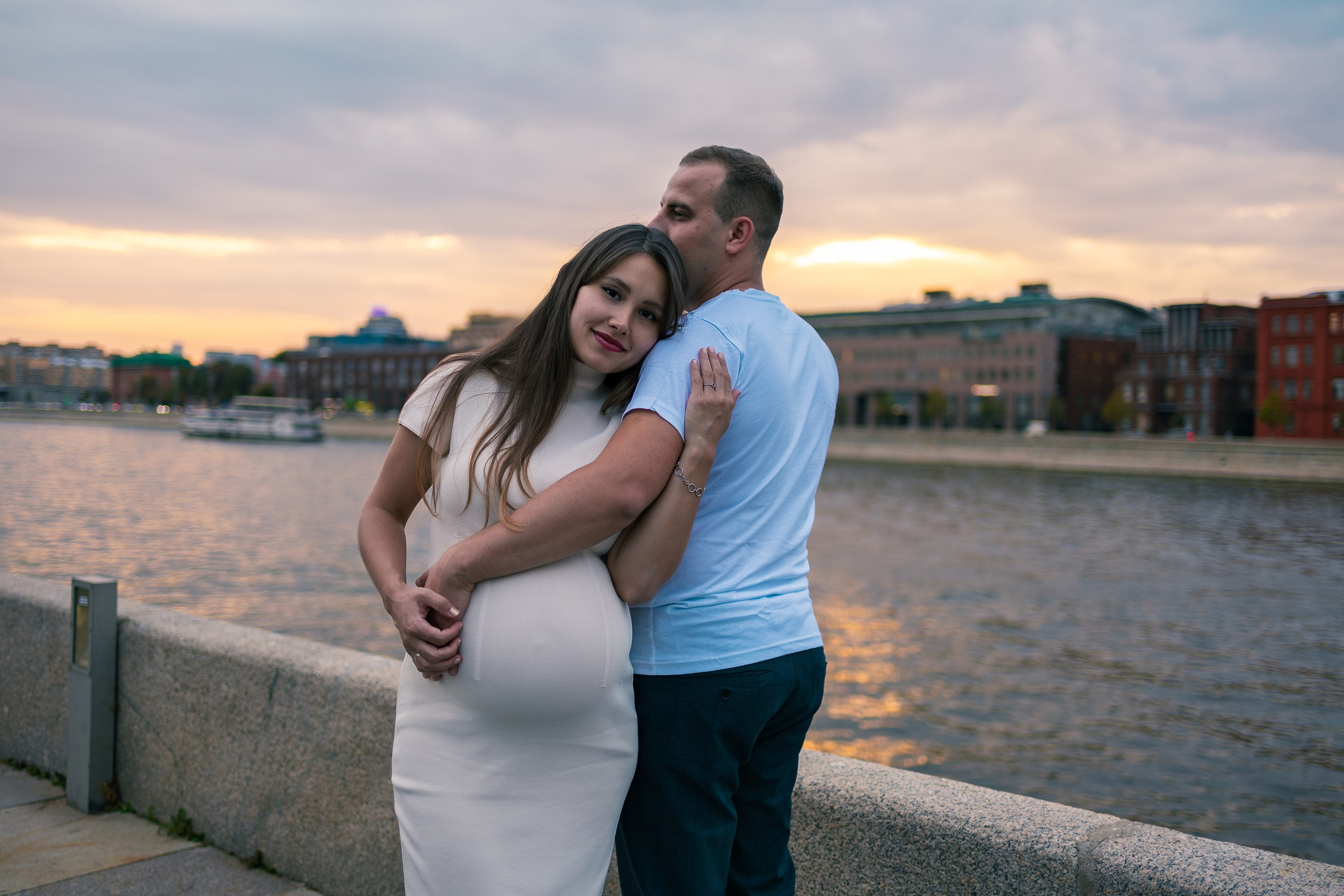 Беременность: прогулка в парке Музеон. Свадебный и семейный фотограф в Москве Красинская Мария