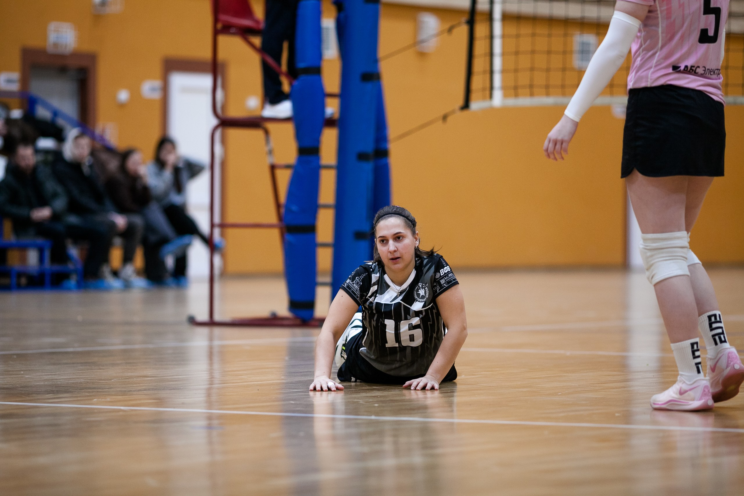 СШ11 — Искра / 1 игра. Фотография