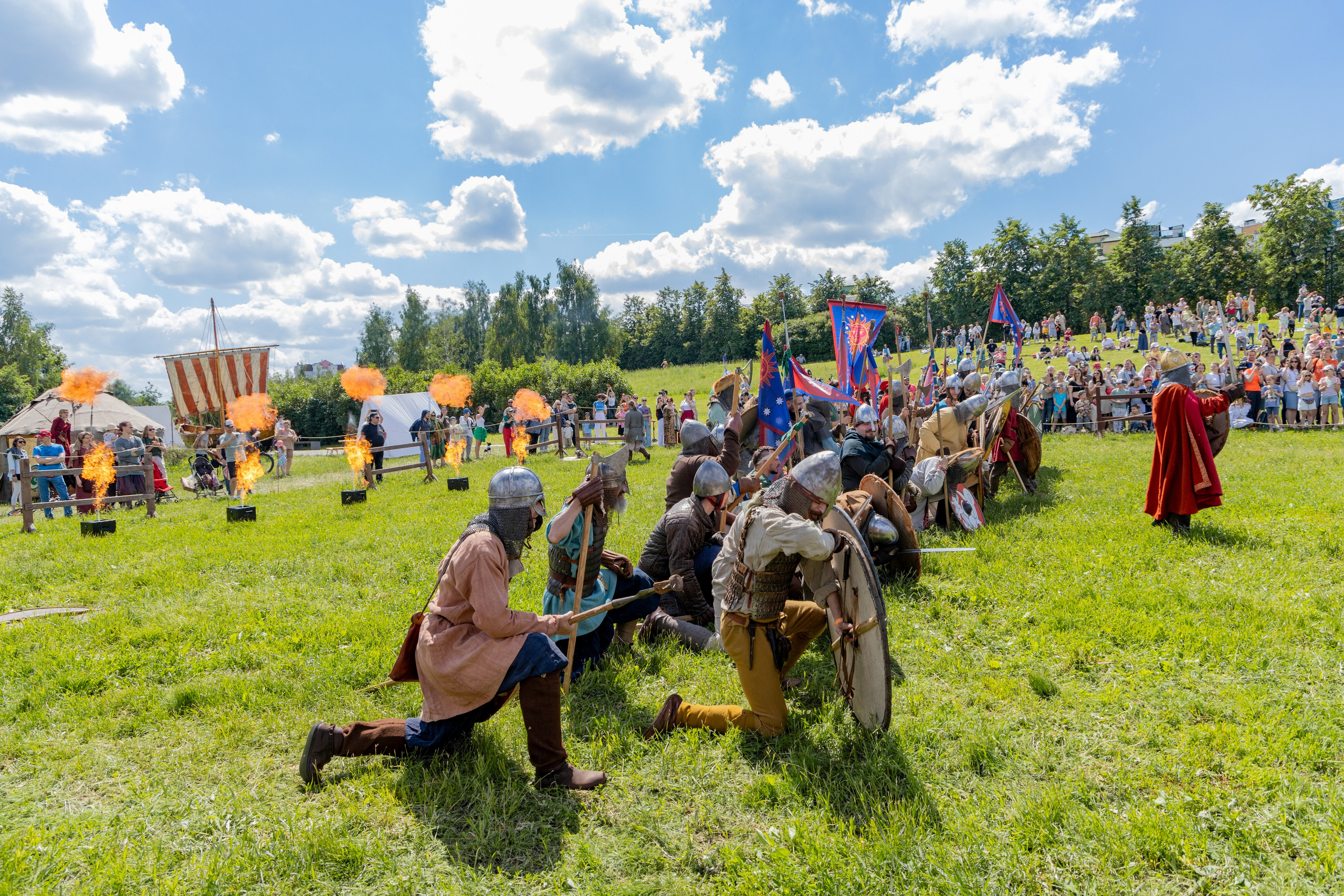 Земля Легенд: Солнце и медведь Фест. Репортажный, семейный и студийный фотограф в Москве Демин Алексей