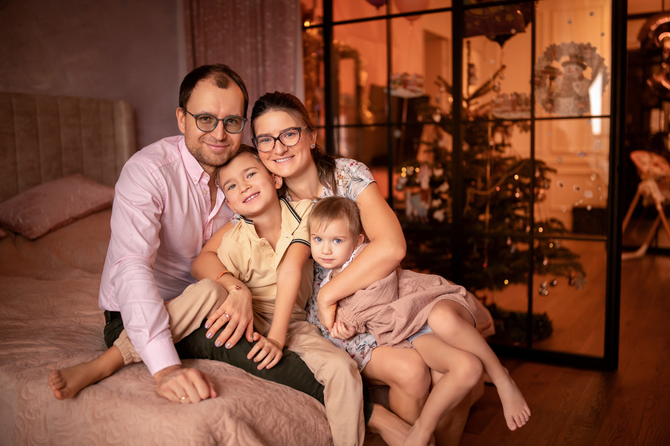 Семейная съёмка дома. Семейный и детский фотограф в Москве Анна Оськина