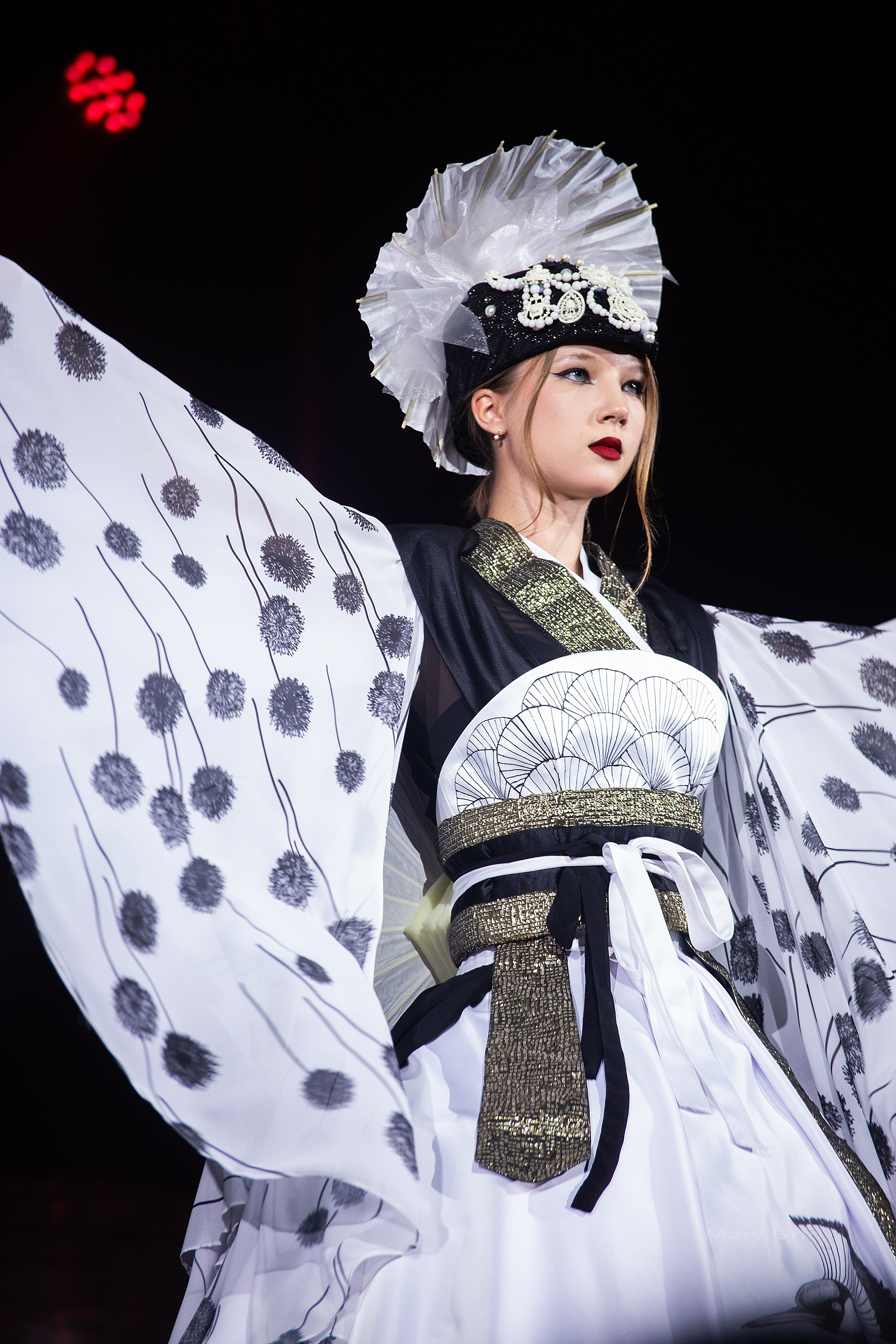 Подиумный спектакль «стиль Надежды» 2025. Детский и семейный фотограф, фотограф мероприятий Нижний Новгород