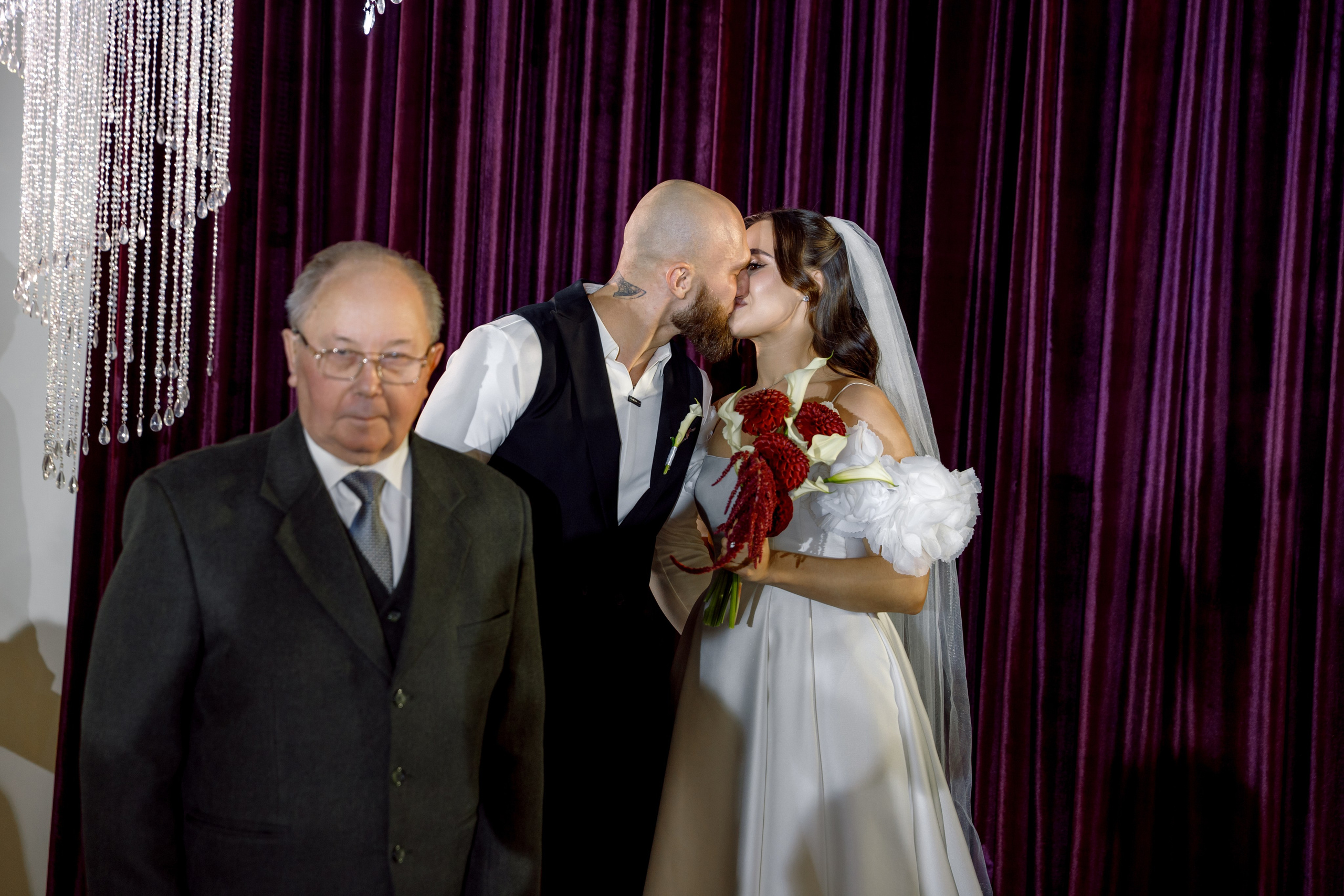 Роман и Елизавета. Свадебный фотограф Иркутск, репортажный фотограф Иркутск