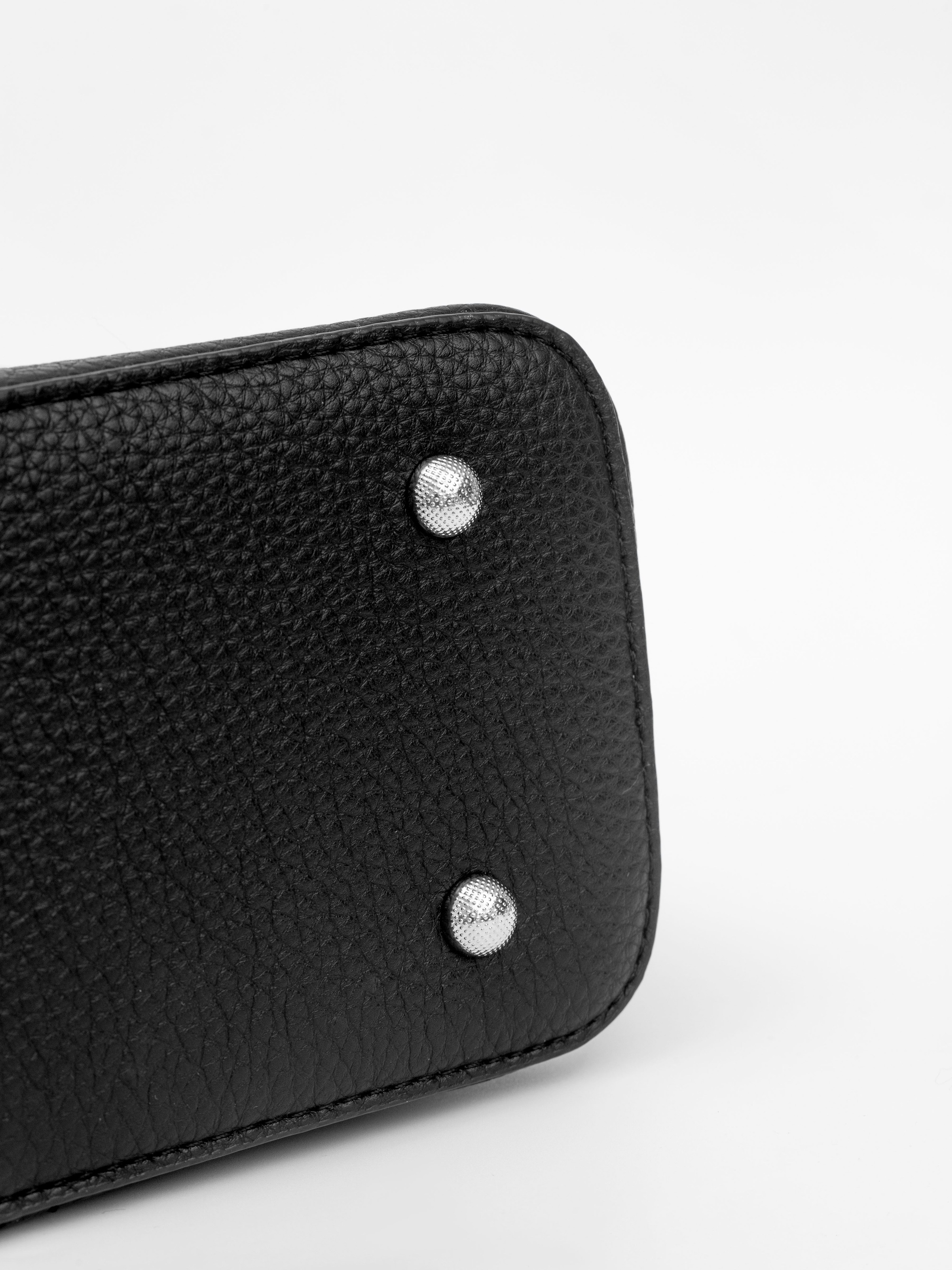 Сумки. Предметный и женский фотограф в Новосибирске