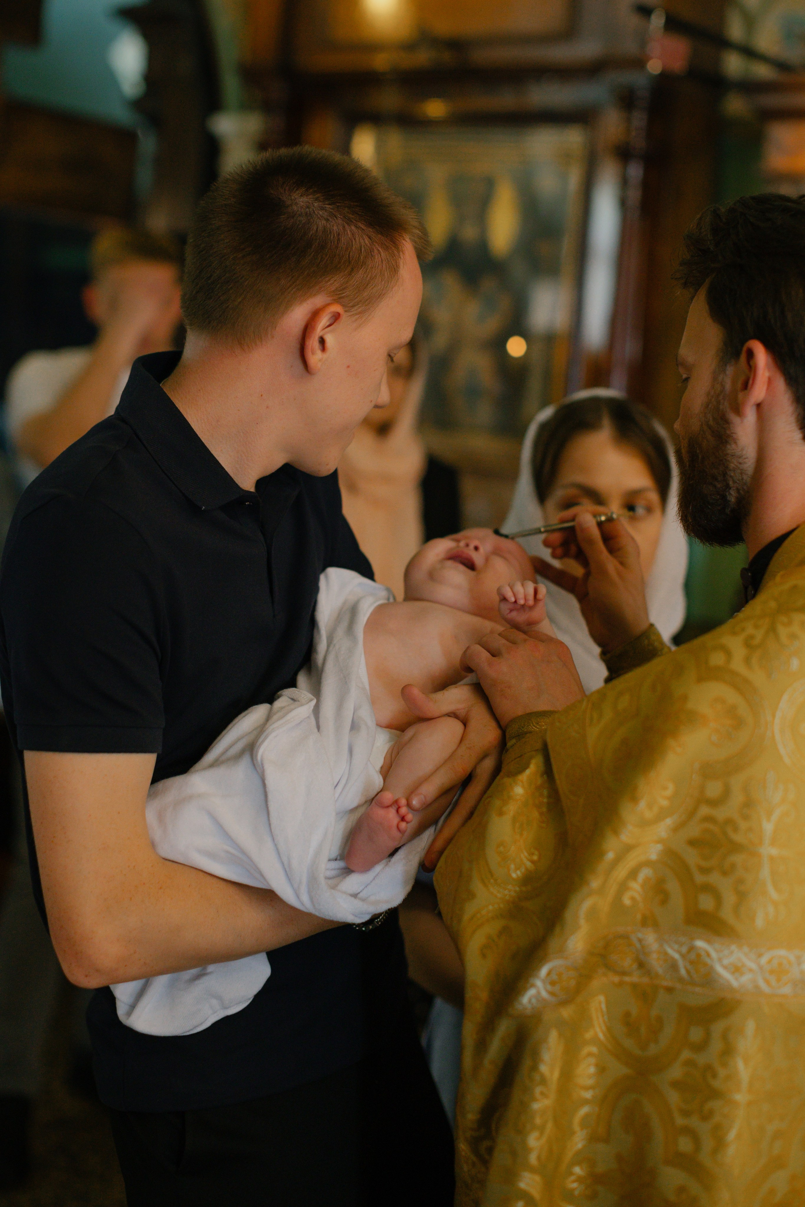 Таинство крещения Церковь Алексия в Середниково. Свадебный и семейный фотограф Скрынник Светлана
