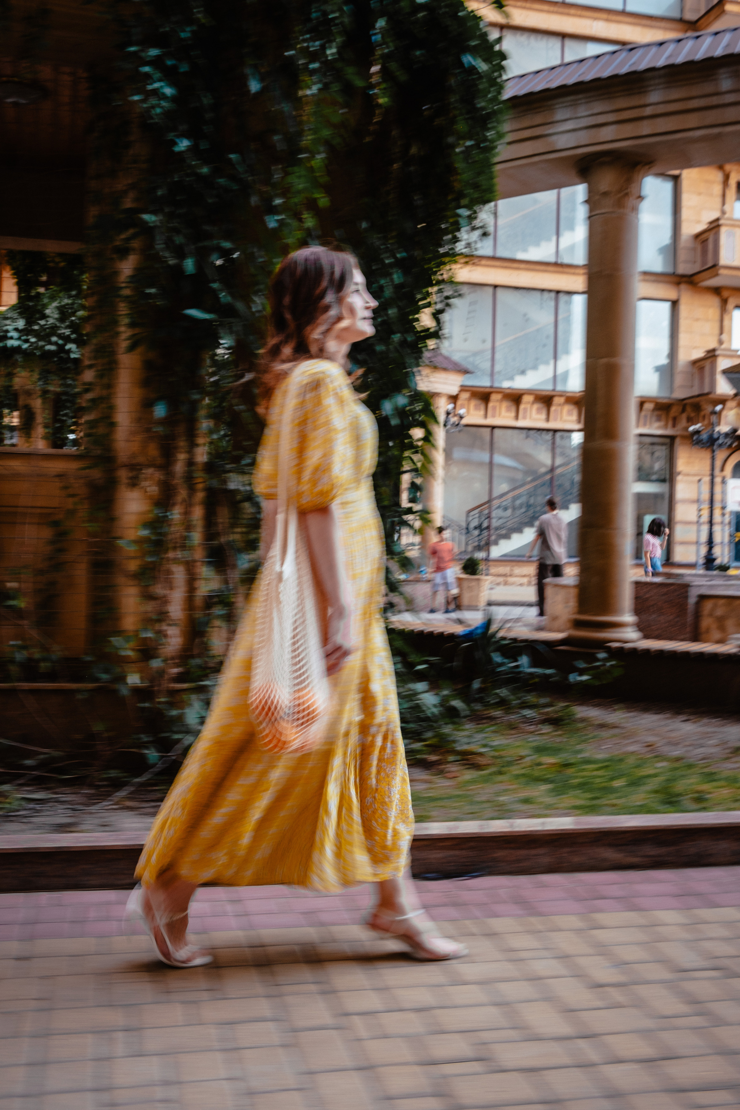 Аида. Съемка во дворах. Контент-фотограф в Махачкале. Марина