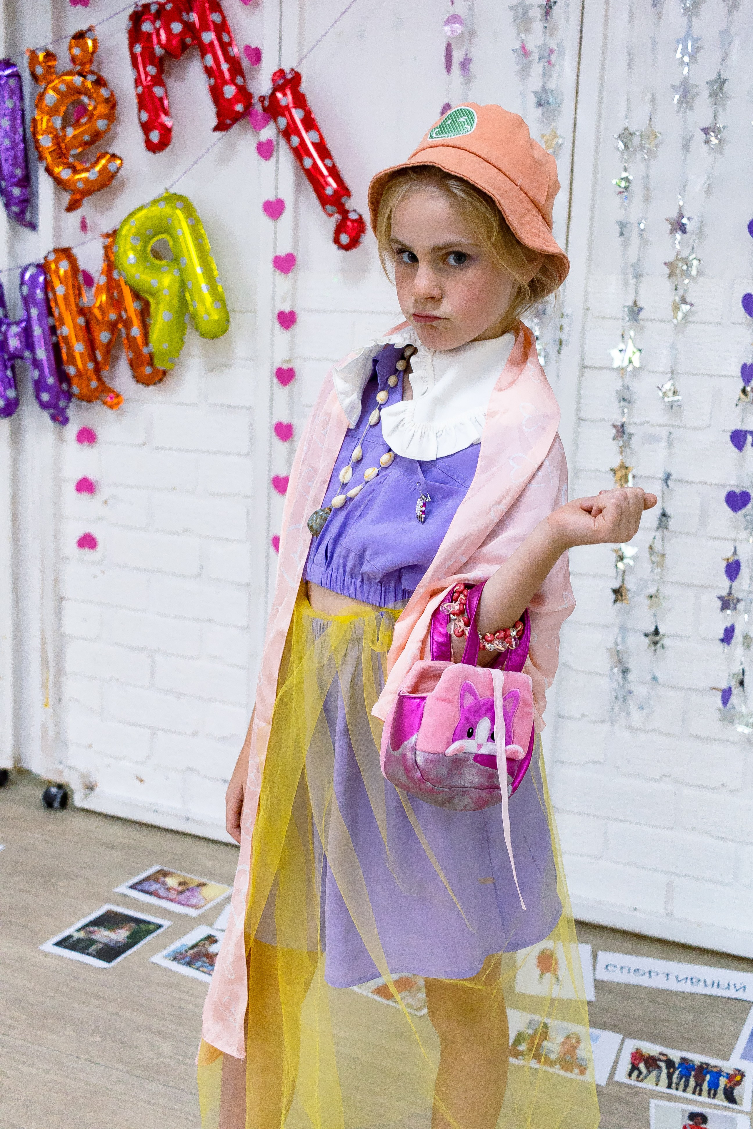 Стильная вечеринка на День рождения Ани в октябре. Школа для девочек во Владивостоке — Само Совершенство