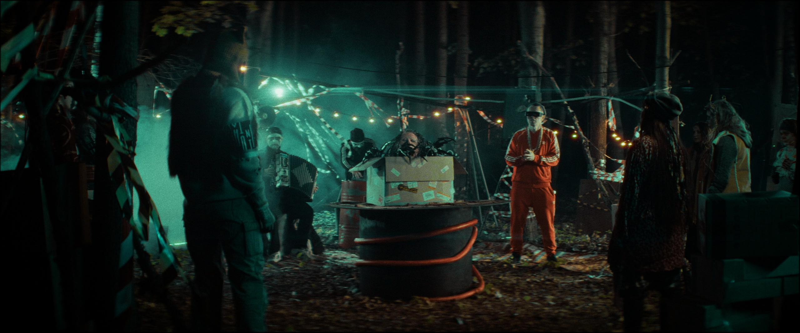 Музыкальной видео Дрен из винений. Цветокоррекция кино, рекламы и клипов. В Алматы и по всему миру. Юрий Косяков