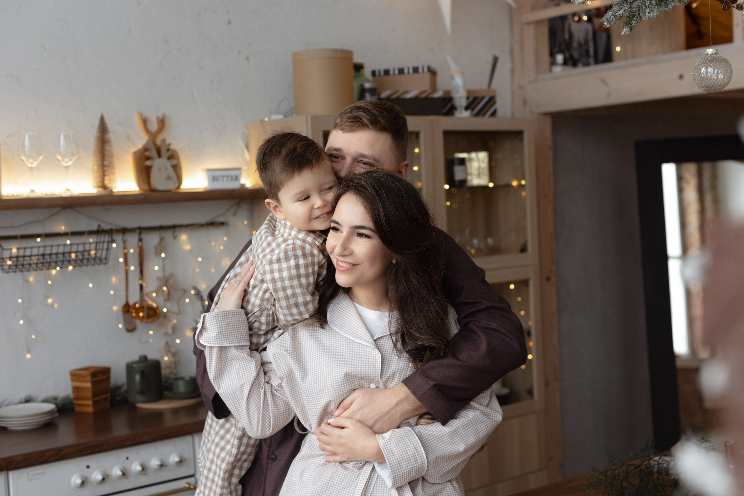 Новогодняя съемка в Историях (Большой зал). Фотограф беременности и новорожденных в Красноярске Вета Ланская