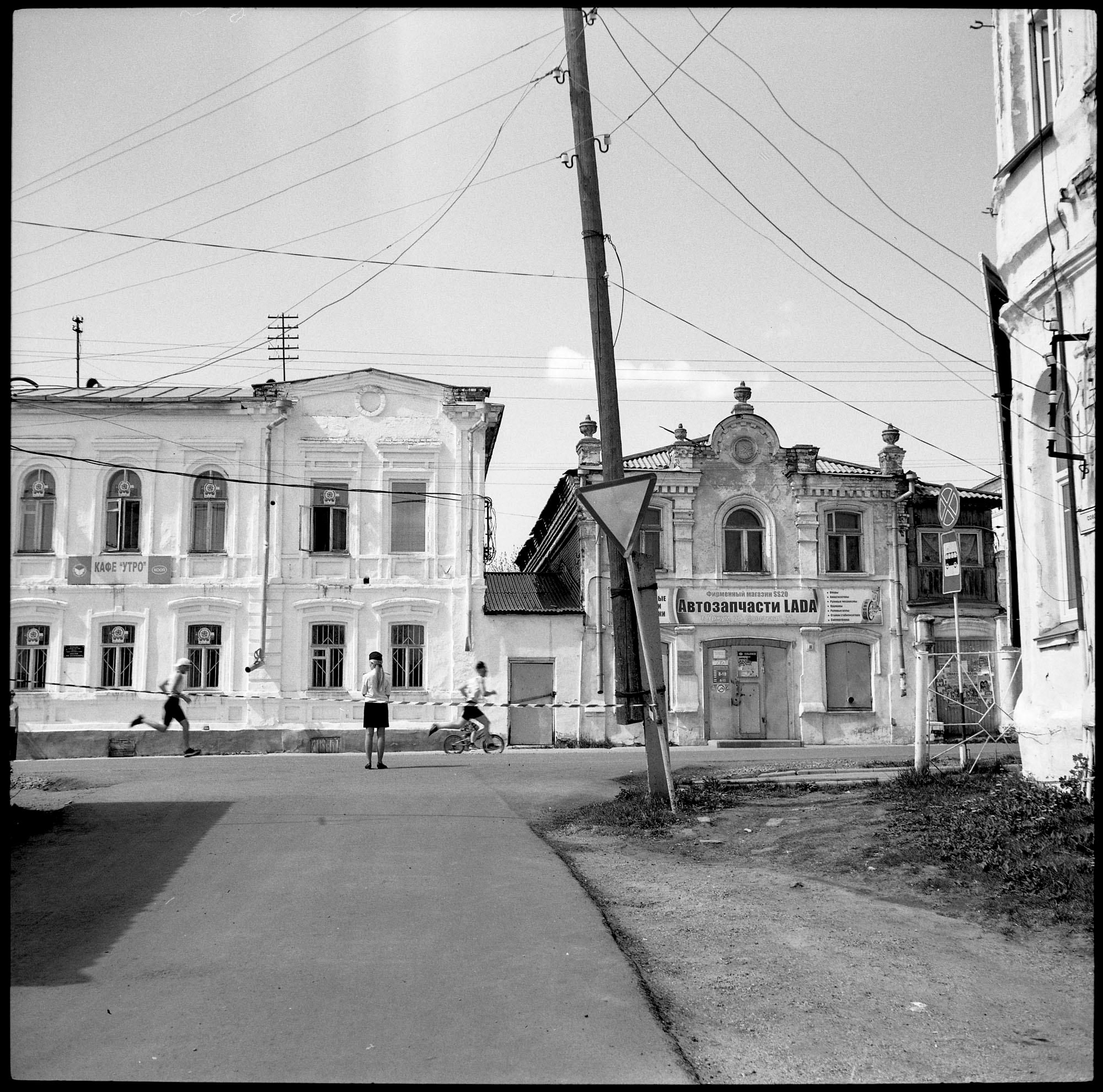 Squares/Квадраты. Документальный фотограф Алексей Мякишев, Москва
