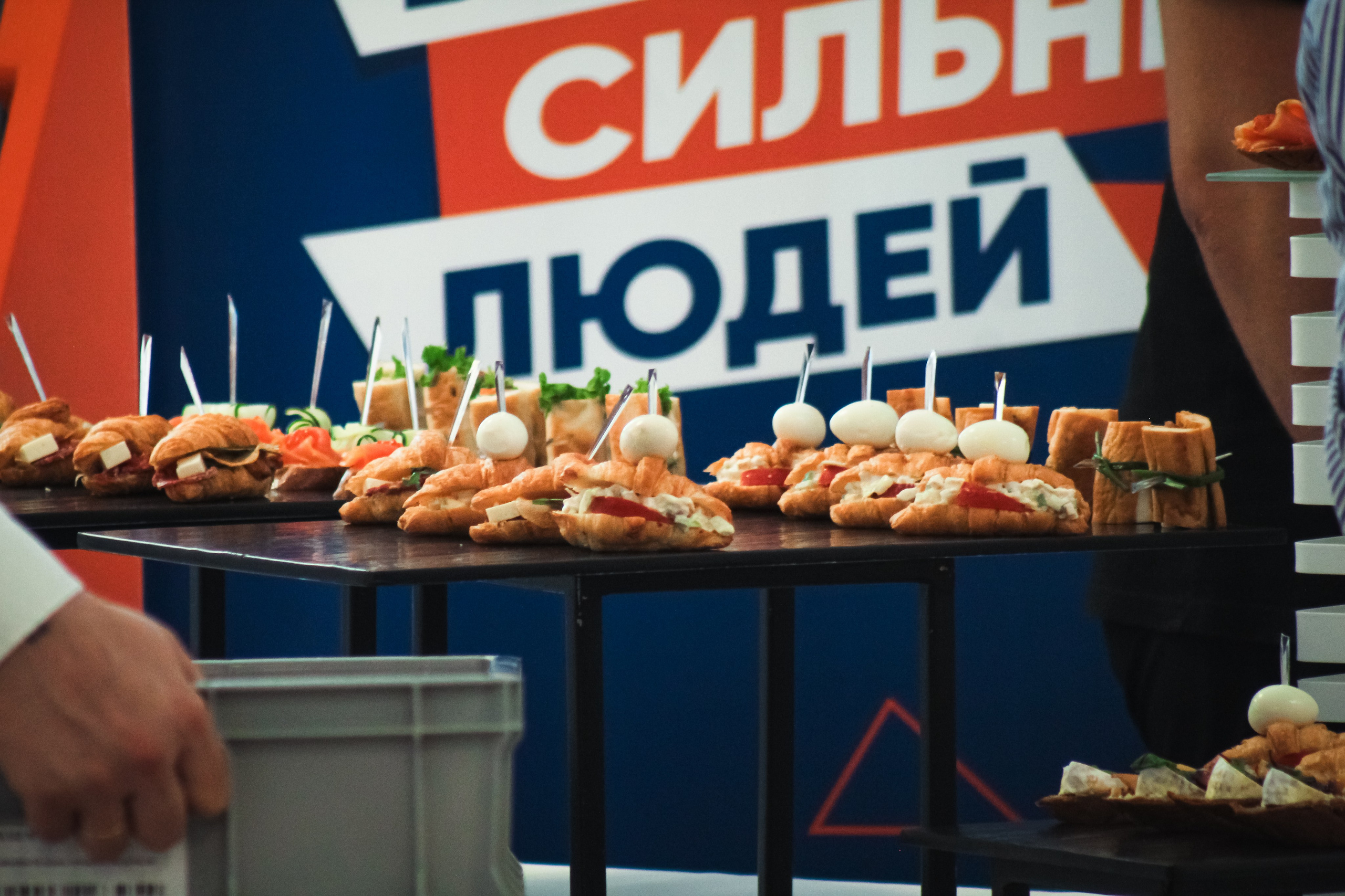 Сбер. Бизнес-завтрак. Илья Чемис — Фотограф в Мариуполе