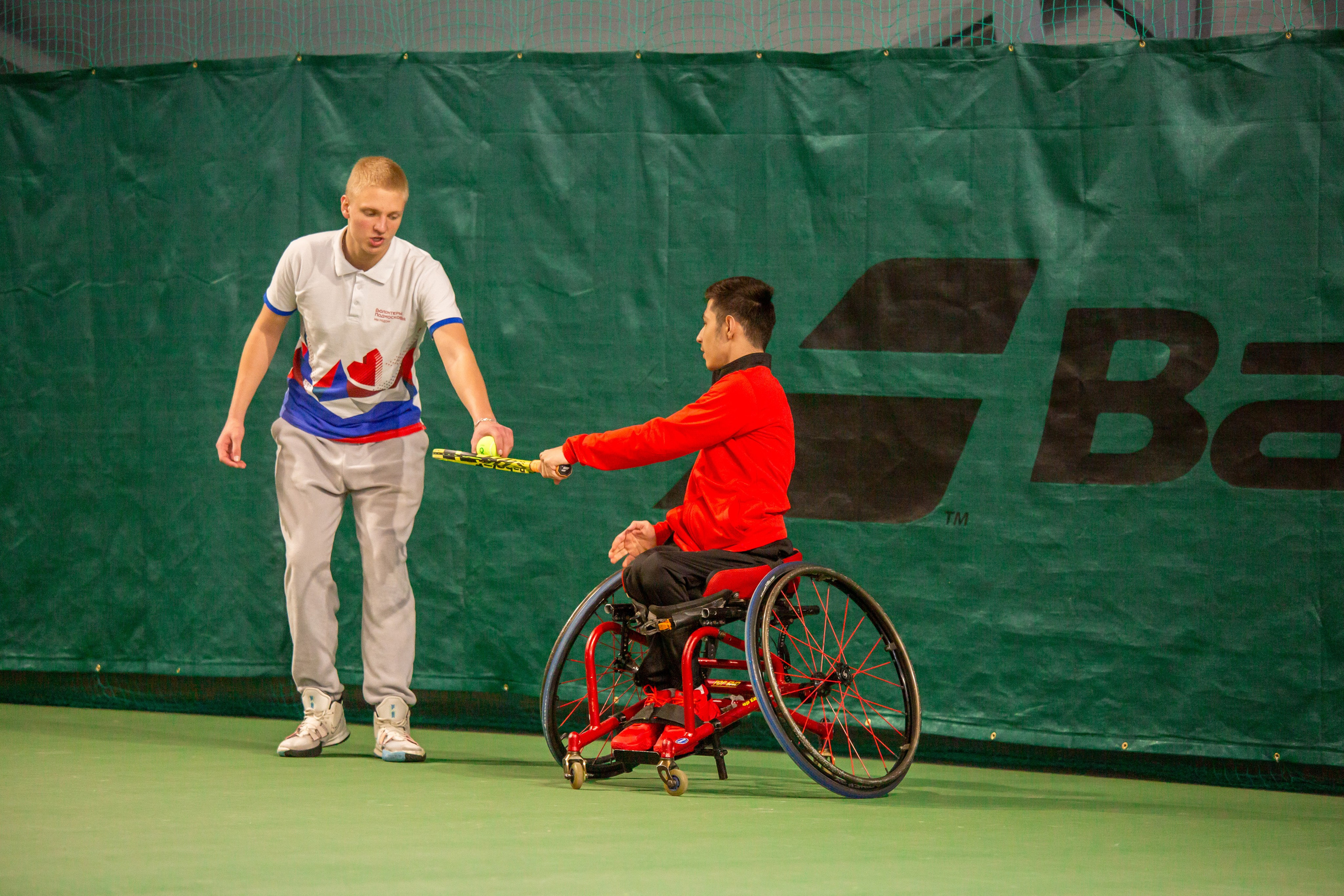 Турнир по теннису на колясках. Репортажный, семейный, свадебный, портретный фотограф