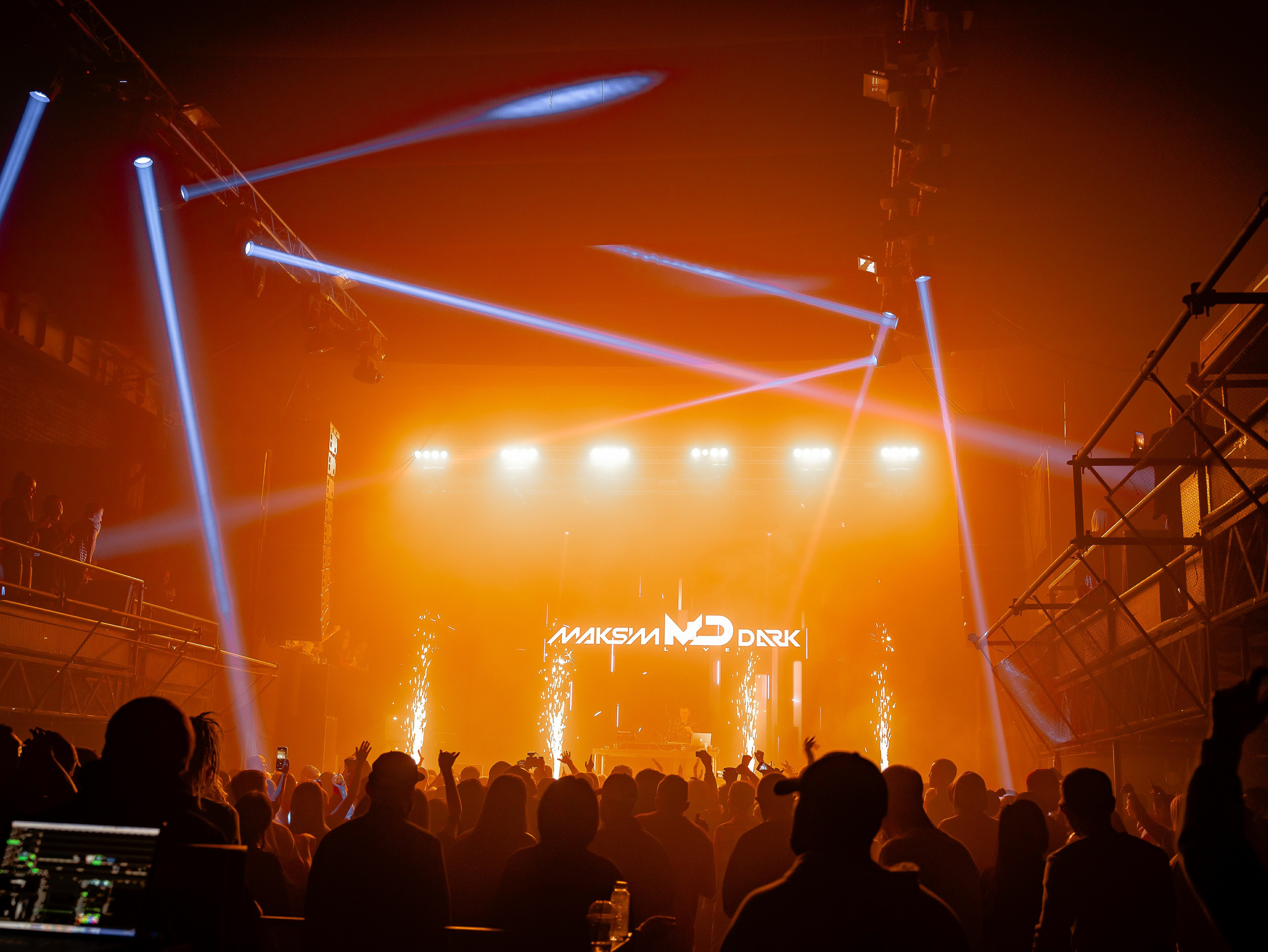 UNDERGROUND. Гришин Фотограф Екатеринбург/Репортаж/ Корпоративная/Свадебная съемка