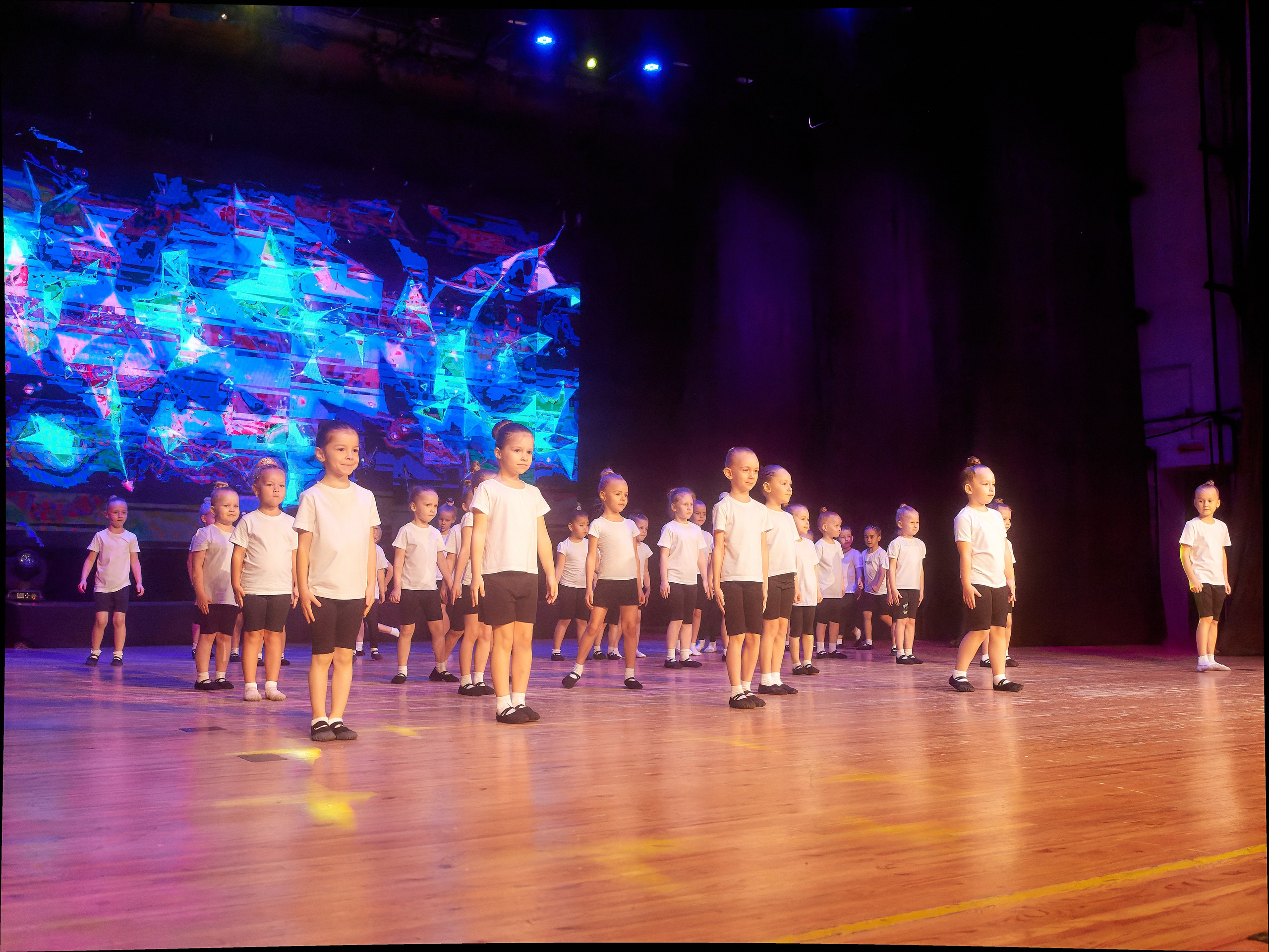 «Посвящение в студийцы». Семейный и детский фотограф в Междуреченск Олег Бамбульский