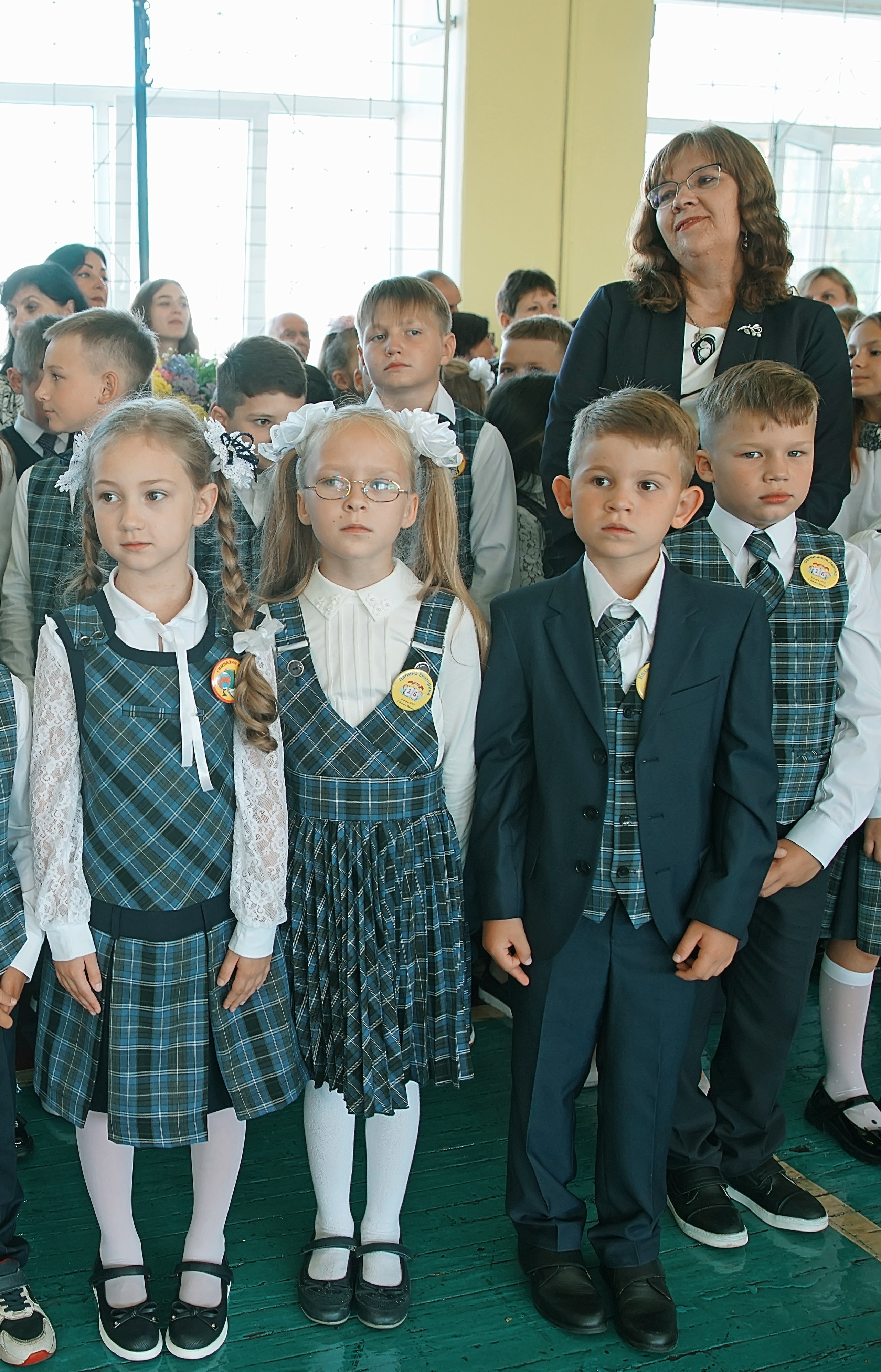 Первый класс линейка, в классе, портреты. Семейный и детский фотограф в Нижнем Новгороде