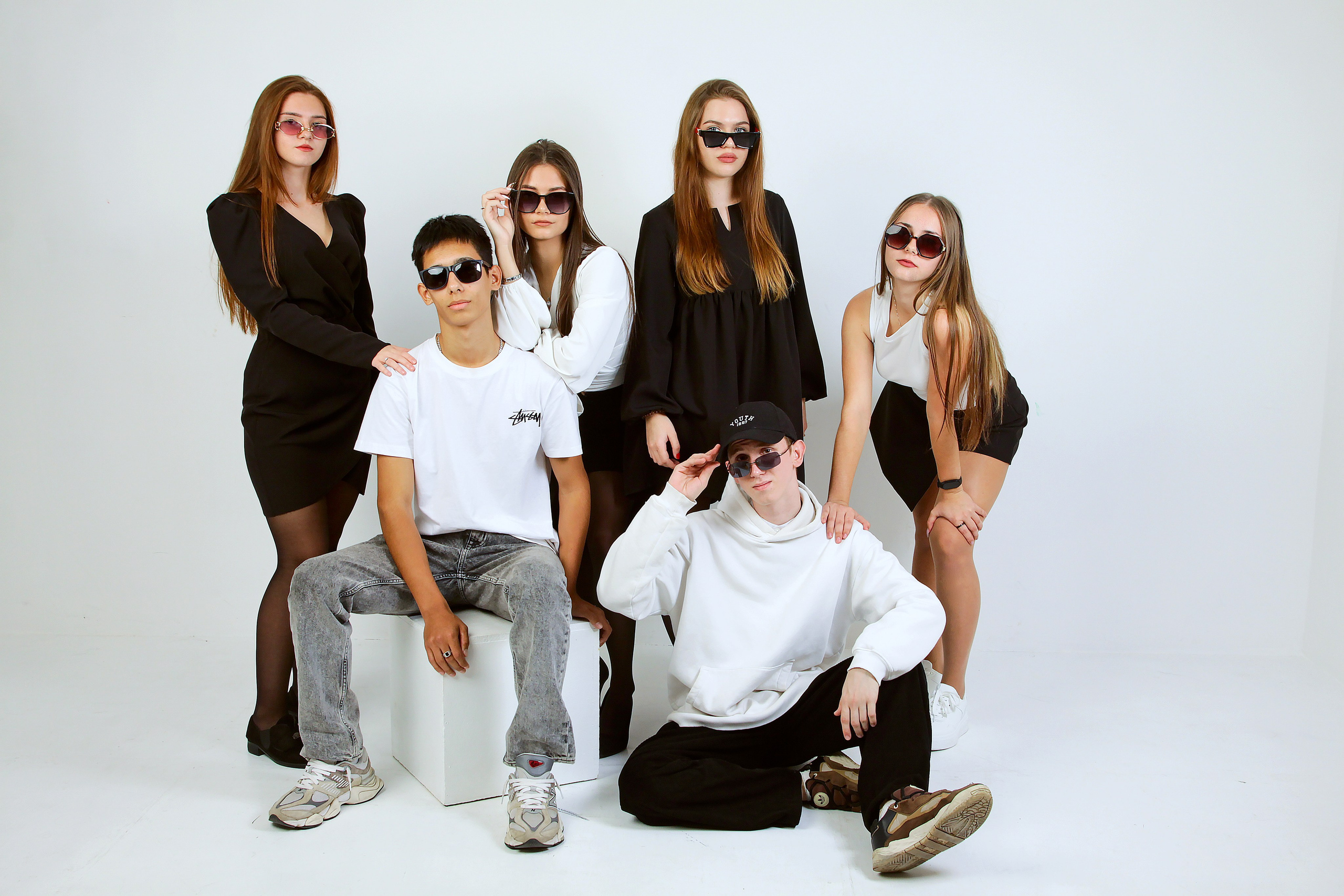 ФОТОСЕССИЯ ДЛЯ ВЫПУСКНИКОВ 35 ШКОЛЫ Г. ТАГАНРОГА. Выпускные альбомы в Таганроге и Ростовской Области