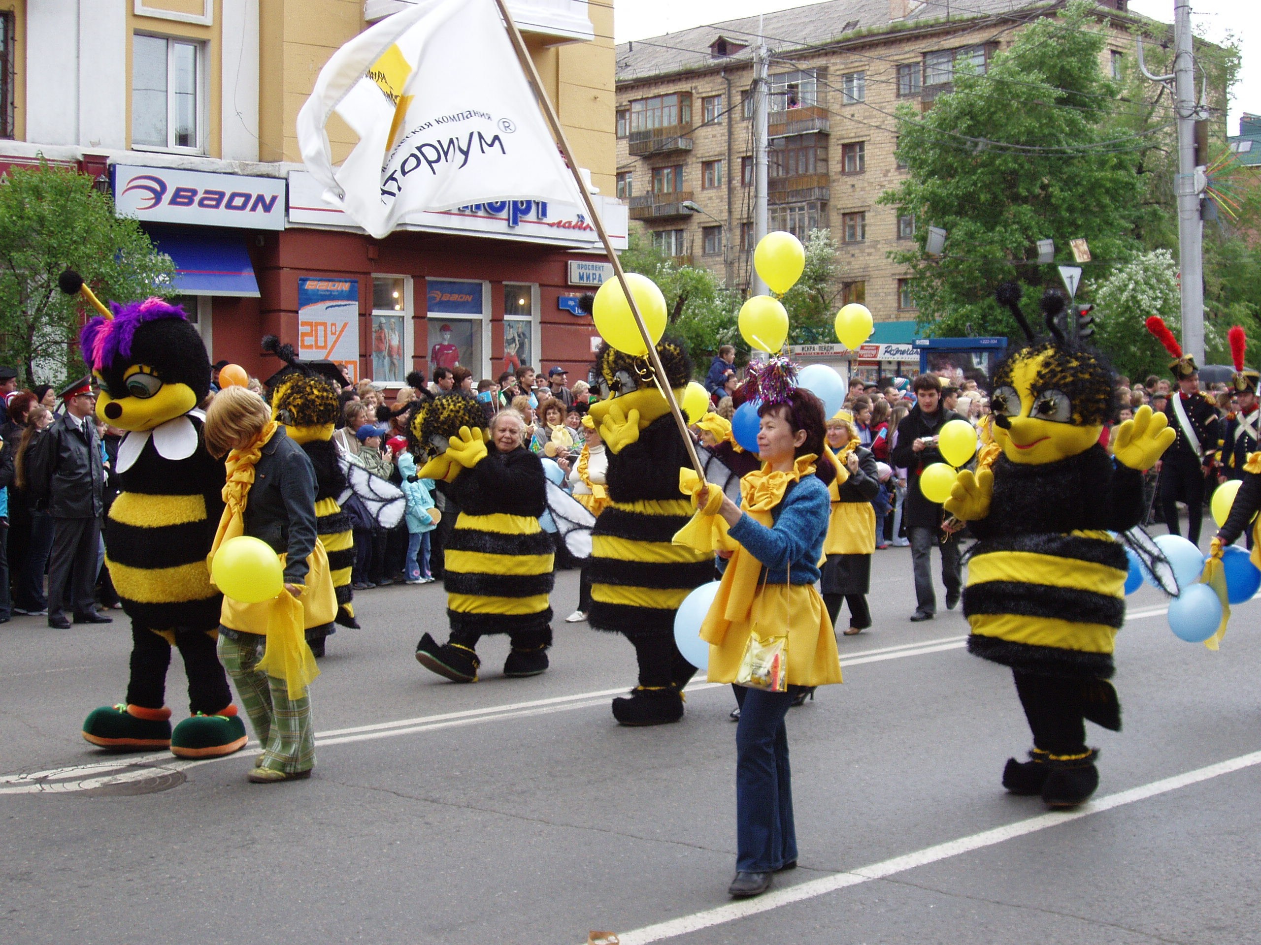 Дома, карнавал 04.06.2005. Семейный, Свадебный фотограф СПБ Питер— Романова Екатерина