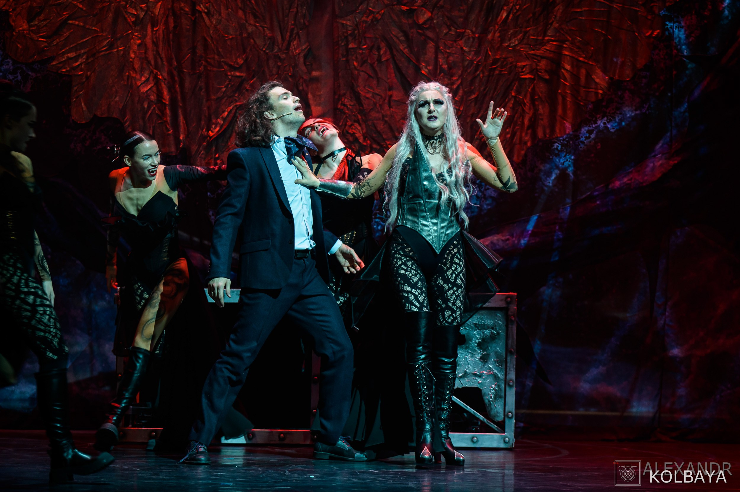 Дракула. Концертный и театральный репортажный фотограф в Москве Александр Колбая