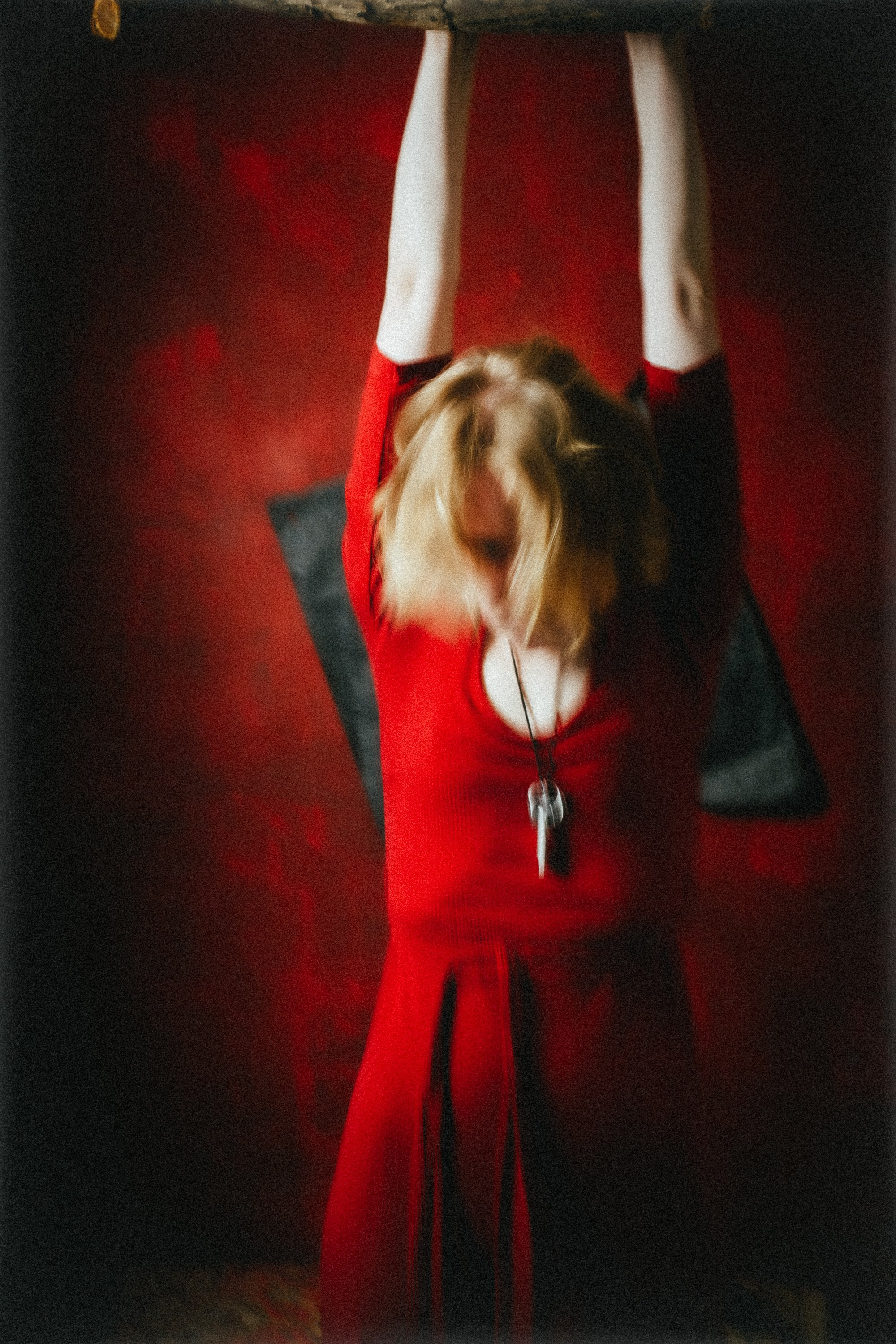 Вика. Домашняя студия. RawCat. Портретная фотография Екатеринбург