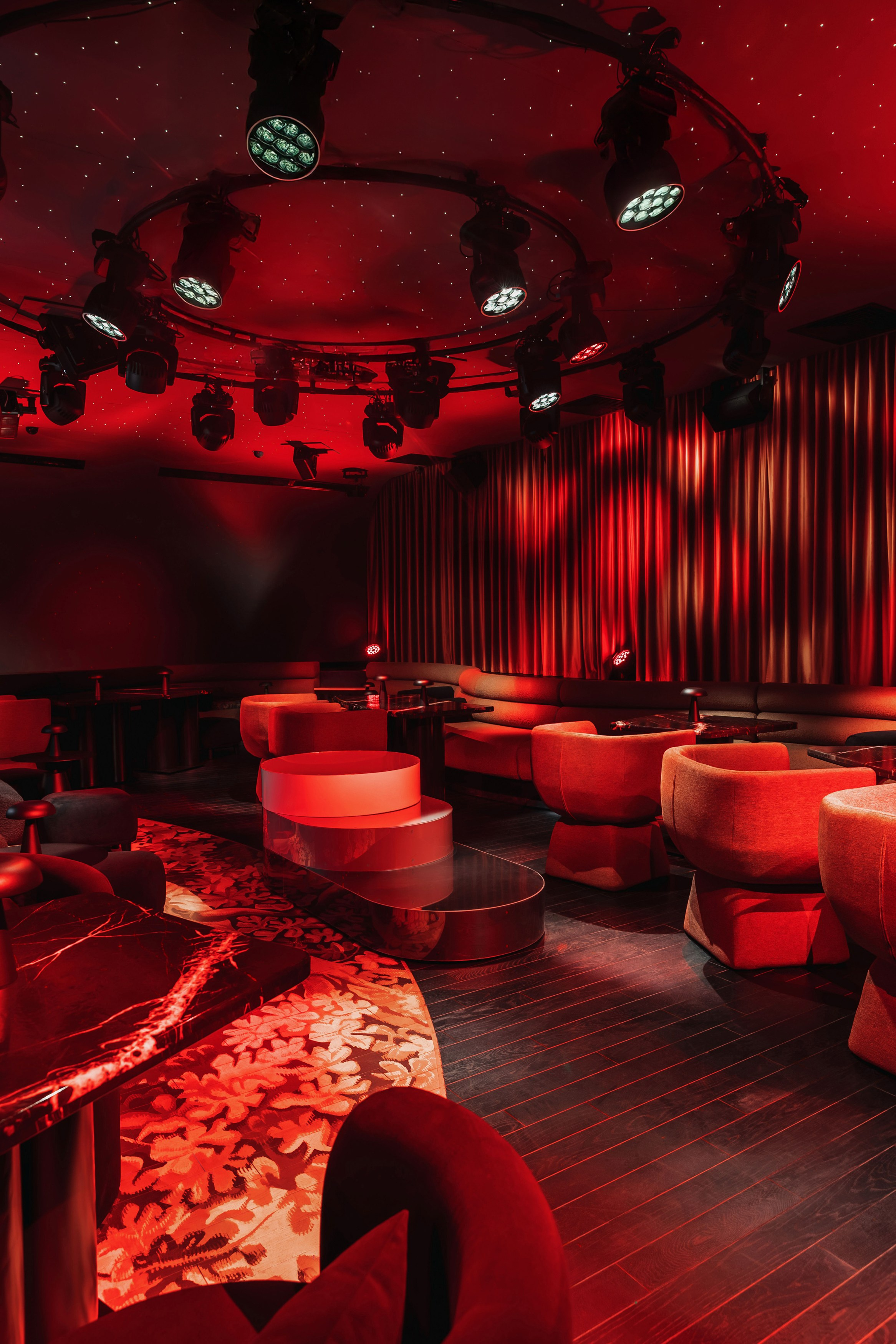 (S)AINT. Репортажный фотограф в Санкт-Петербурге Жолудев Владислав