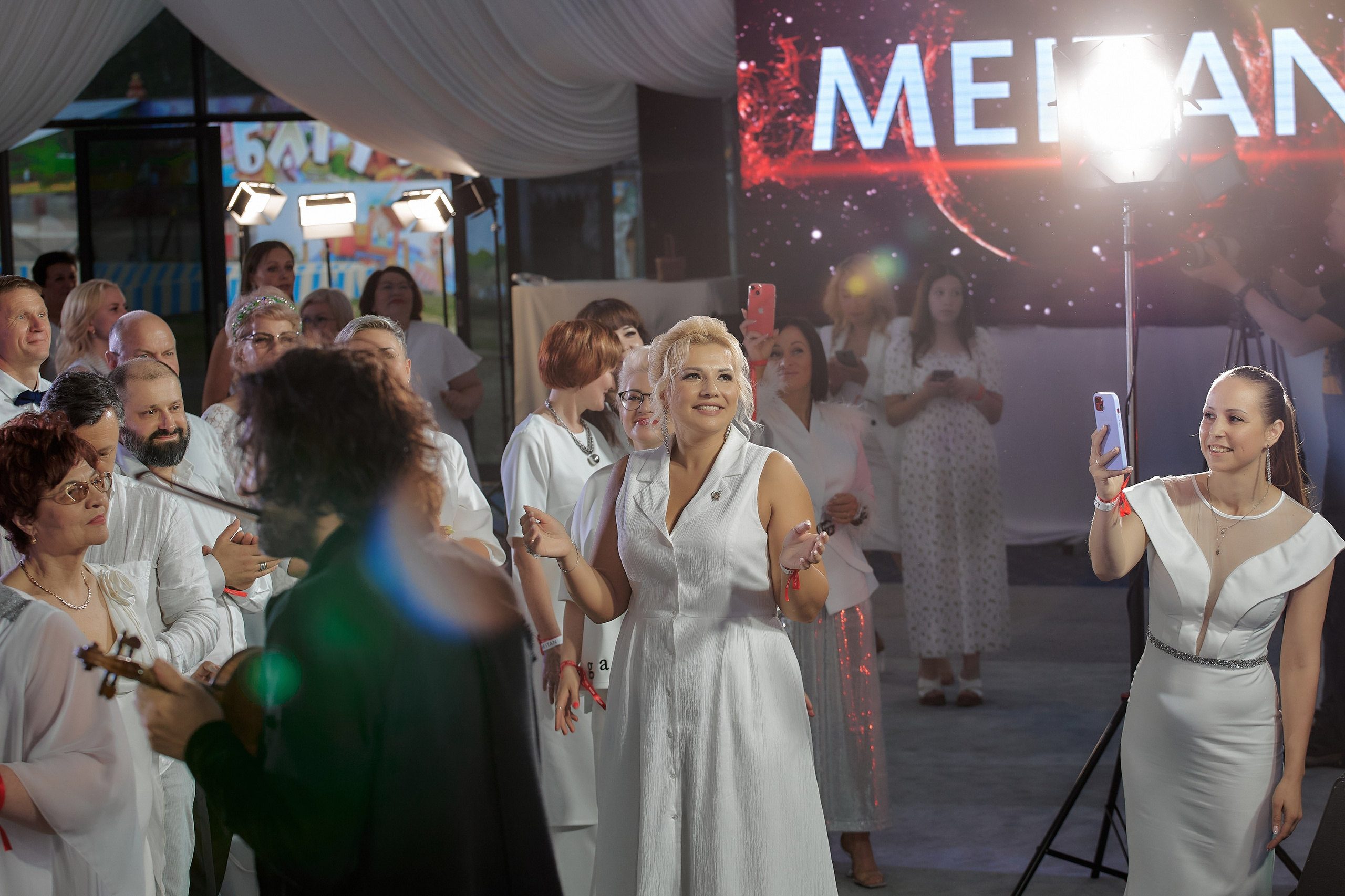 День рождение компании Мейтан. Свадебный репортажный и фуд фотограф в Барнауле Гайфулин Виталий