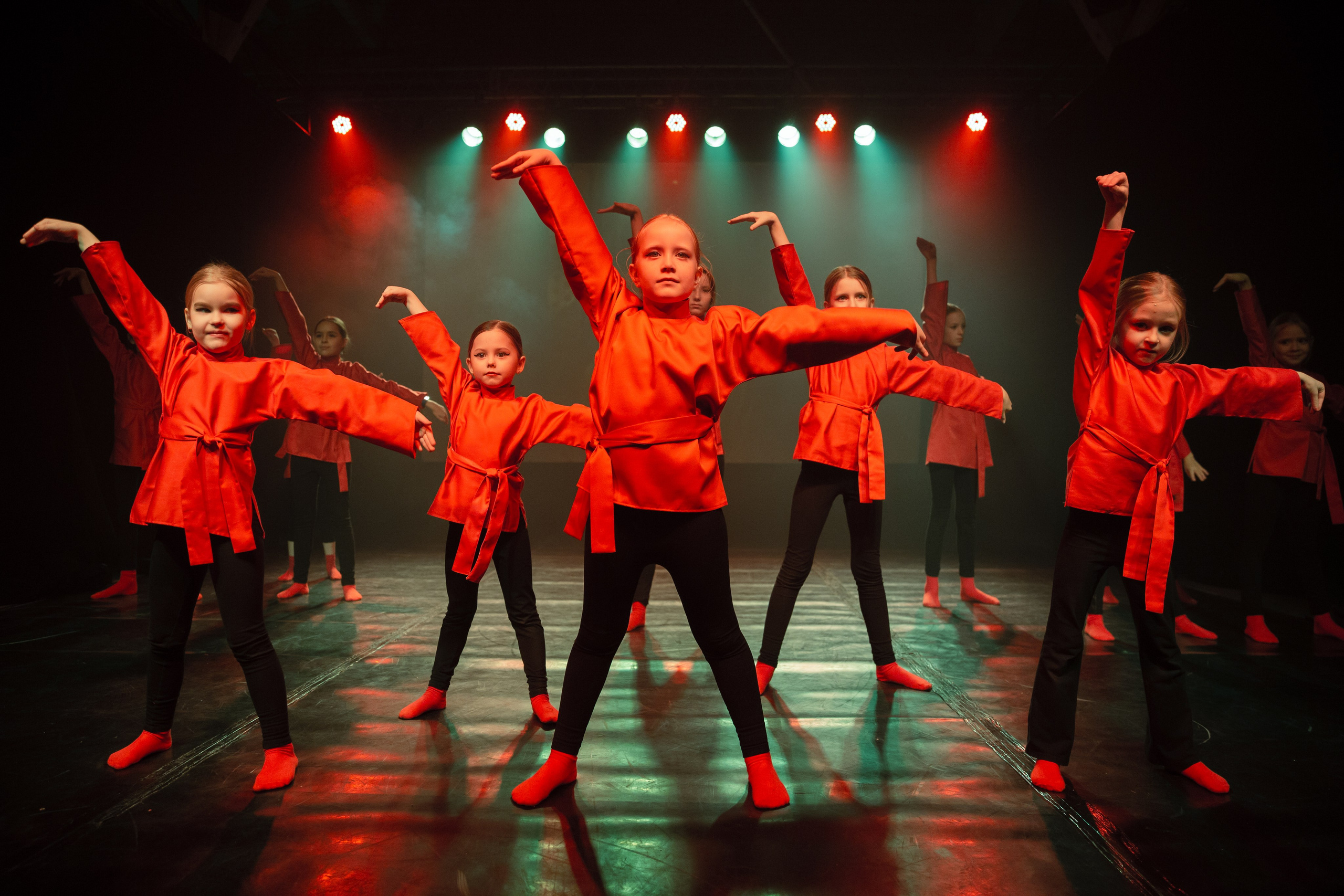 Детский танцевальный спектакль. Фотограф в Санкт-Петербурге