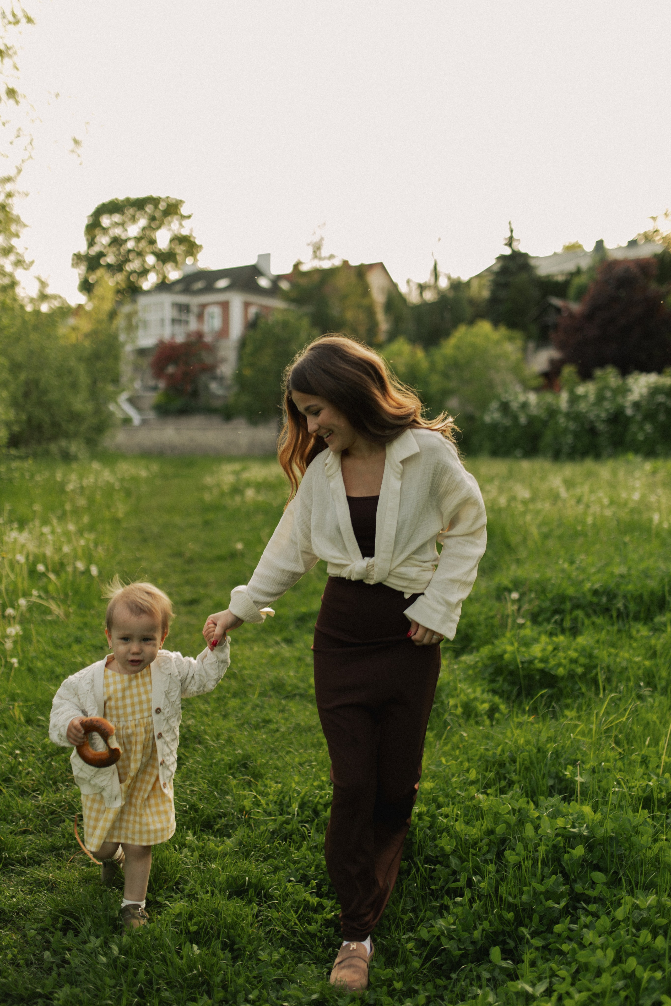 Лола и Софи. Главная