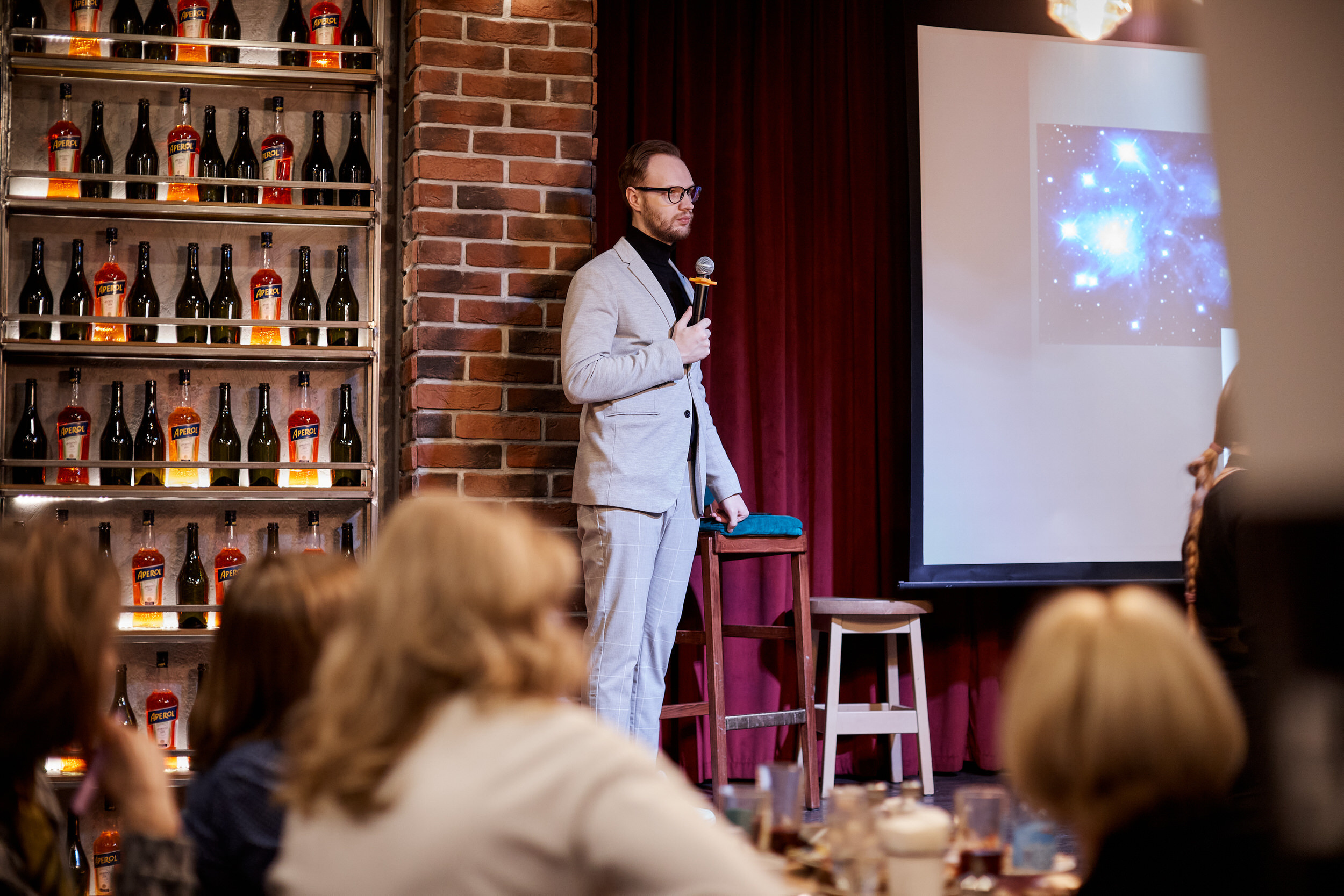 Фотограф для съемки деловой встречи с диллерами. Контент для бизнеса в Екатеринбурге Полдень Медиа