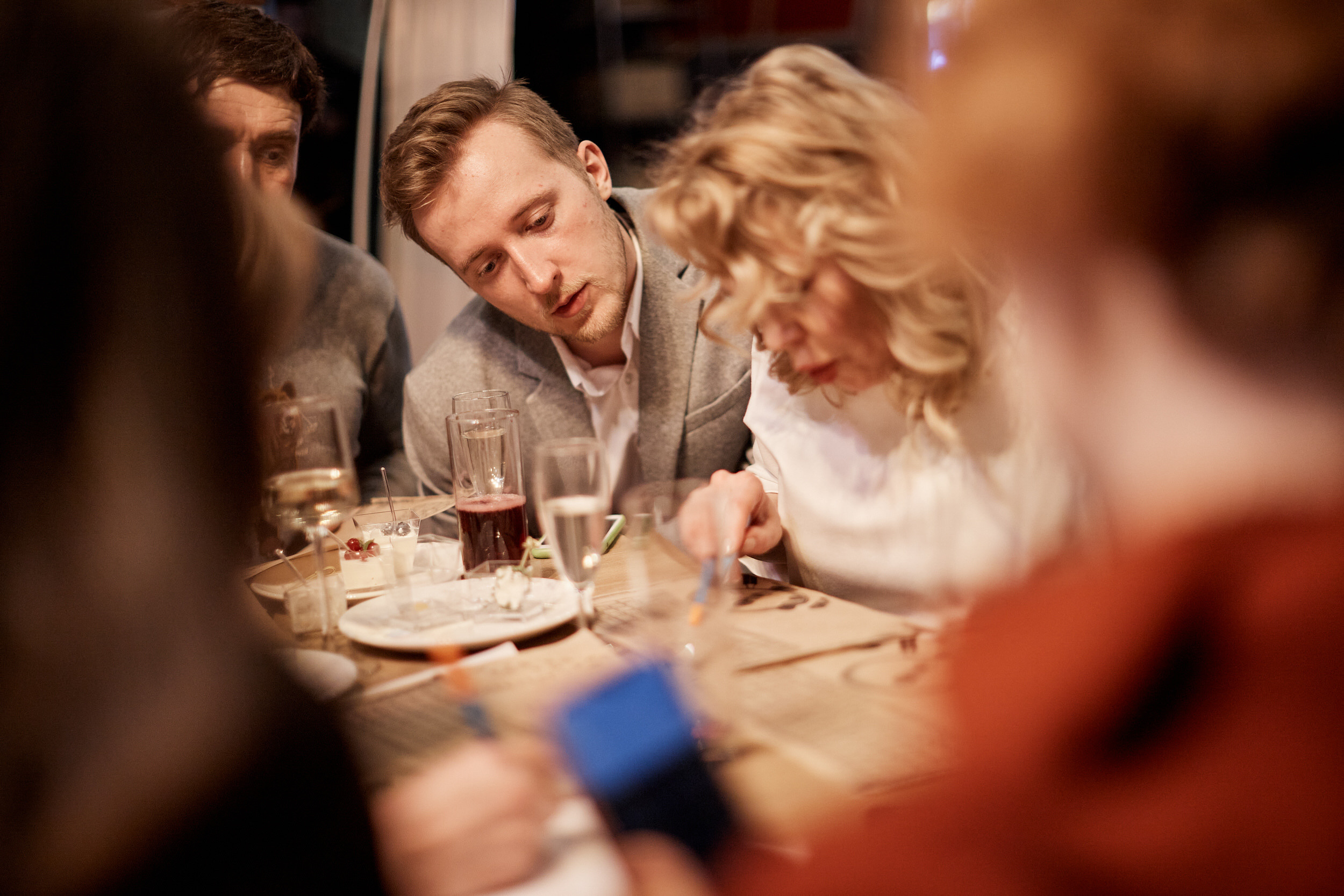 Фотограф для съемки деловой встречи с диллерами. Контент для бизнеса в Екатеринбурге Полдень Медиа