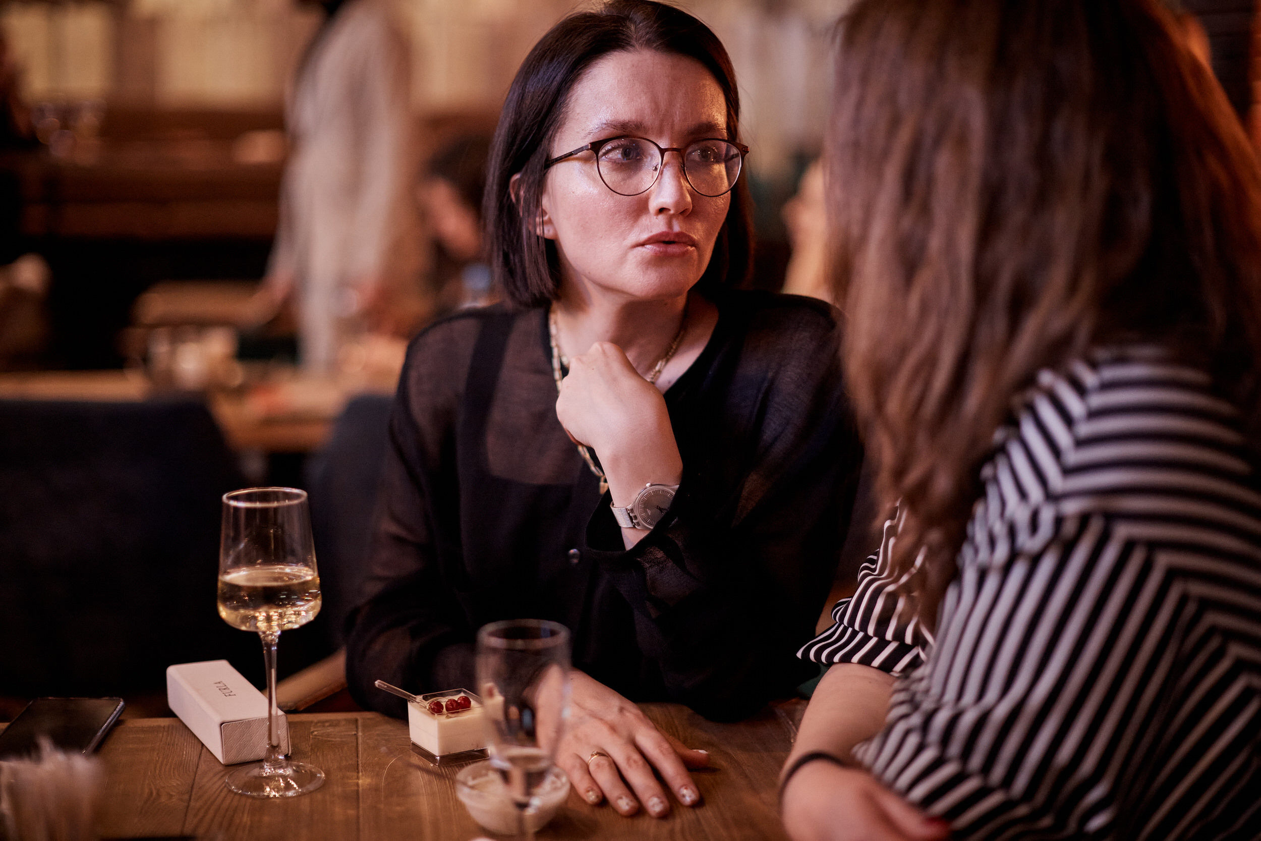 Фотограф для съемки деловой встречи с диллерами. Контент для бизнеса в Екатеринбурге Полдень Медиа