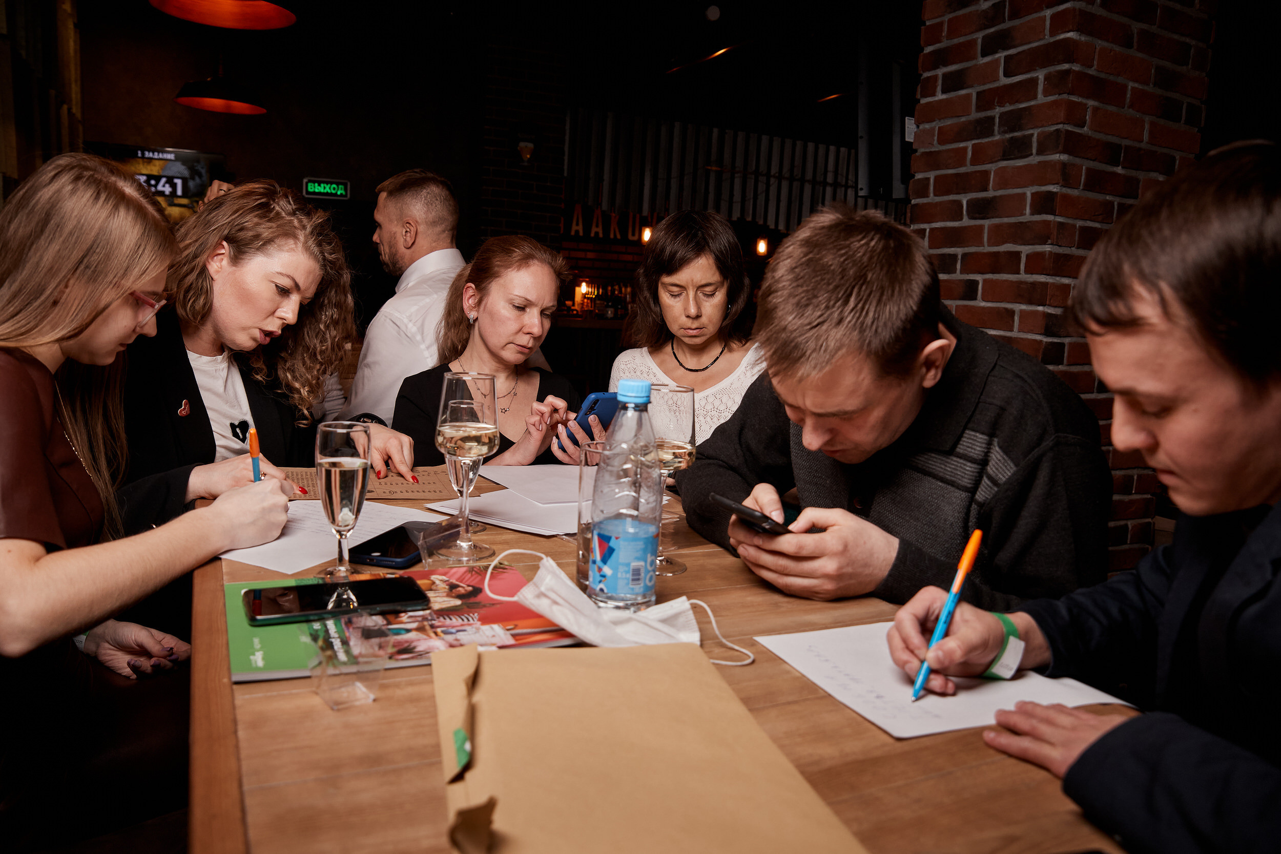 Фотограф для съемки деловой встречи с диллерами. Контент для бизнеса в Екатеринбурге Полдень Медиа