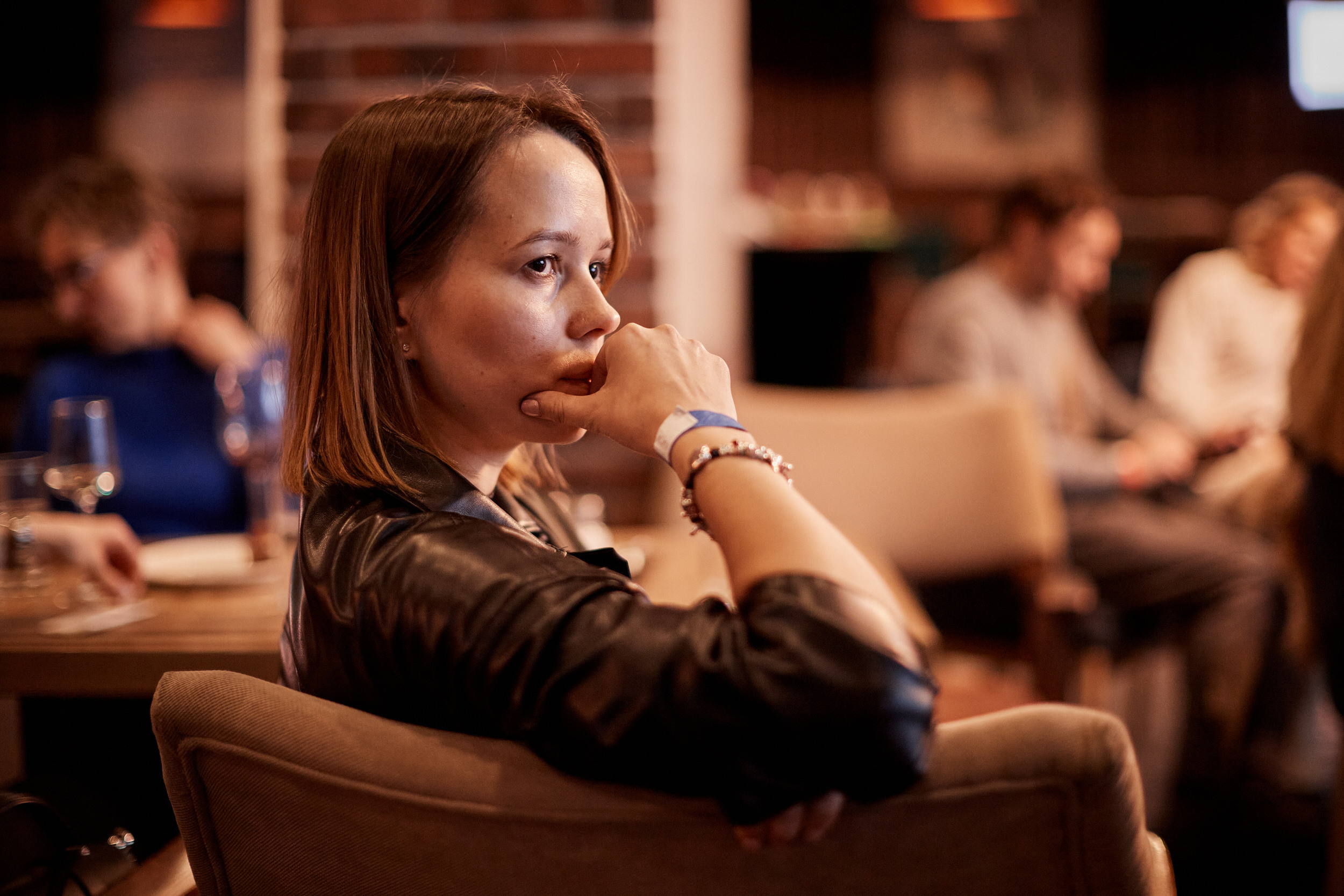 Фотограф для съемки деловой встречи с диллерами. Контент для бизнеса в Екатеринбурге Полдень Медиа