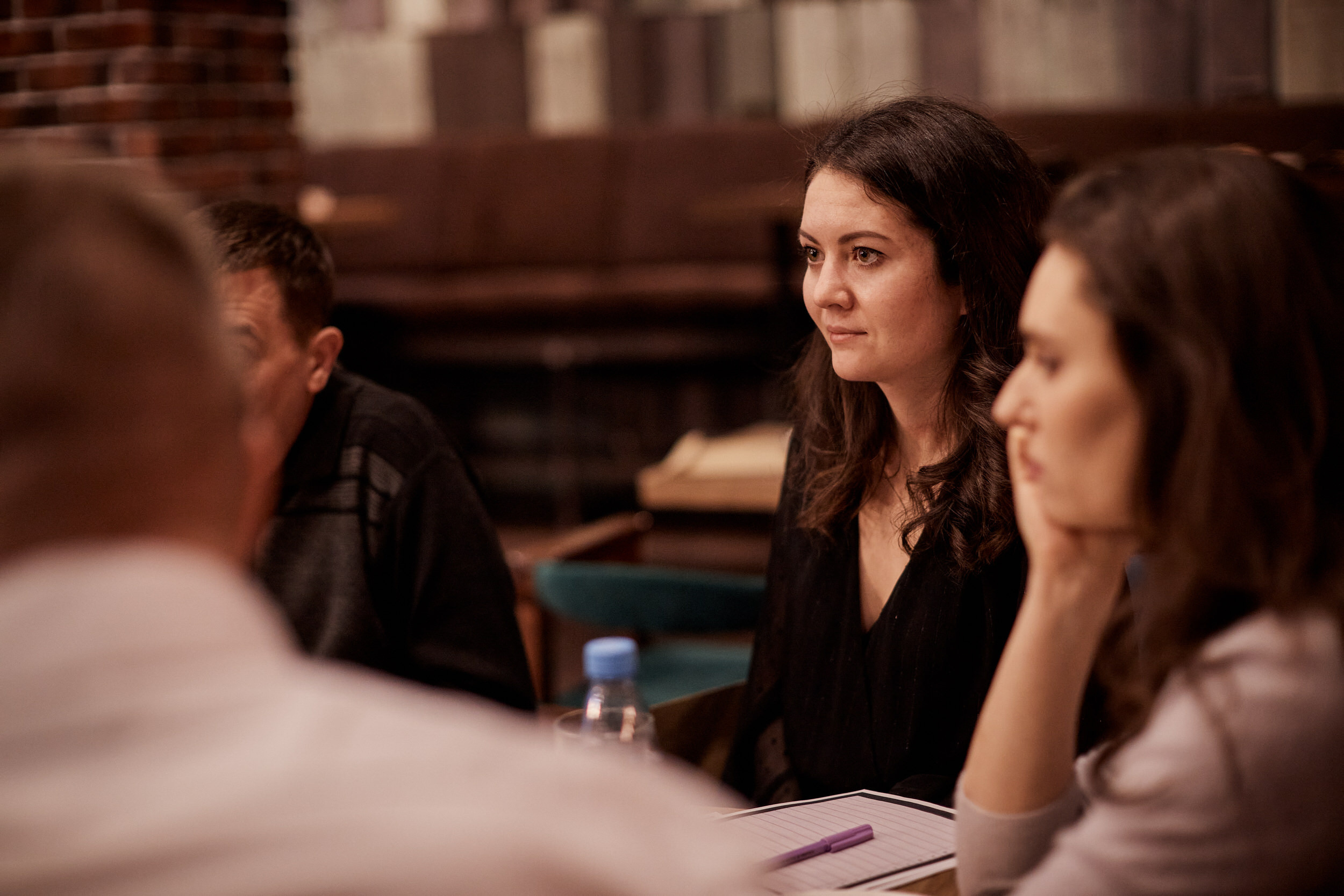 Фотограф для съемки деловой встречи с диллерами. Контент для бизнеса в Екатеринбурге Полдень Медиа