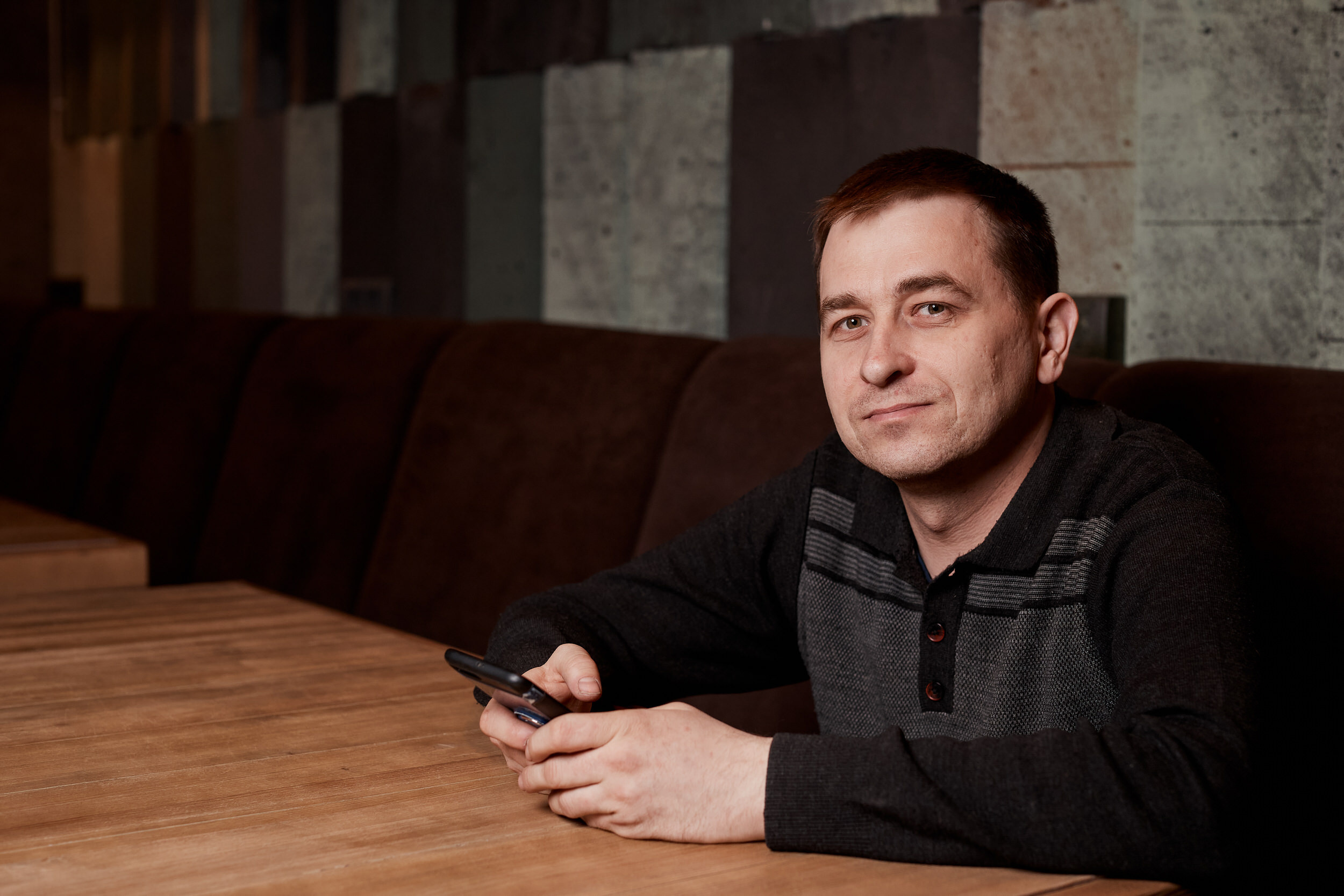 Фотограф для съемки деловой встречи с диллерами. Контент для бизнеса в Екатеринбурге Полдень Медиа