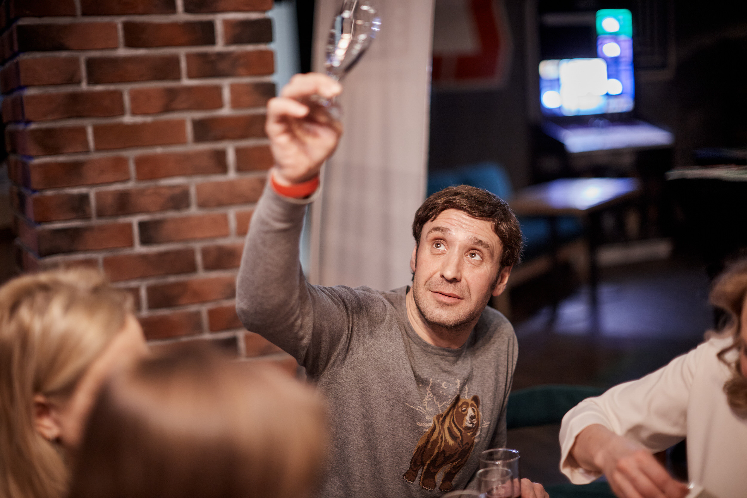 Фотограф для съемки деловой встречи с диллерами. Контент для бизнеса в Екатеринбурге Полдень Медиа