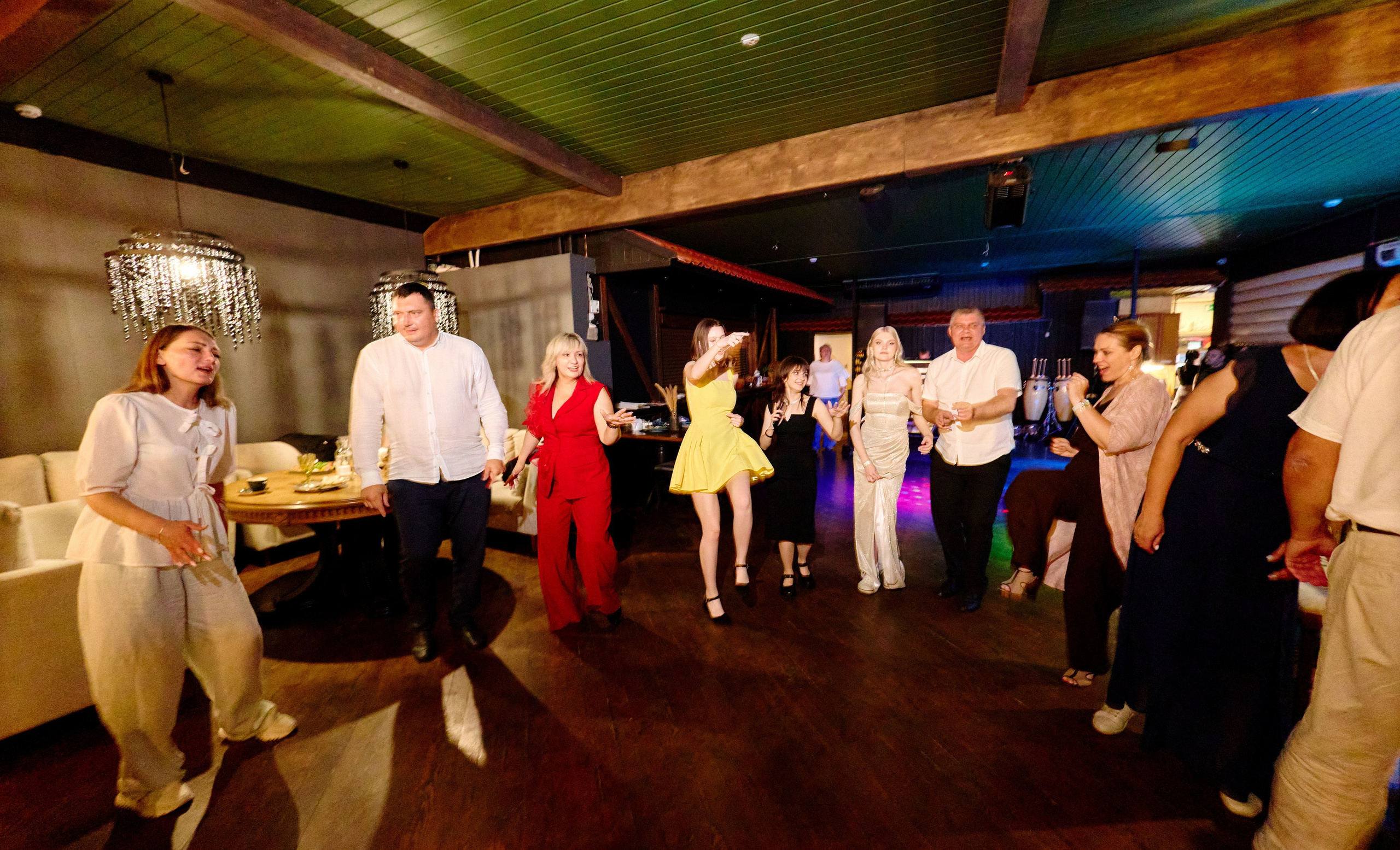 Выпускной 35 Сош. Фотограф Выпускные альбомы Таганрог Сергей Коробченко