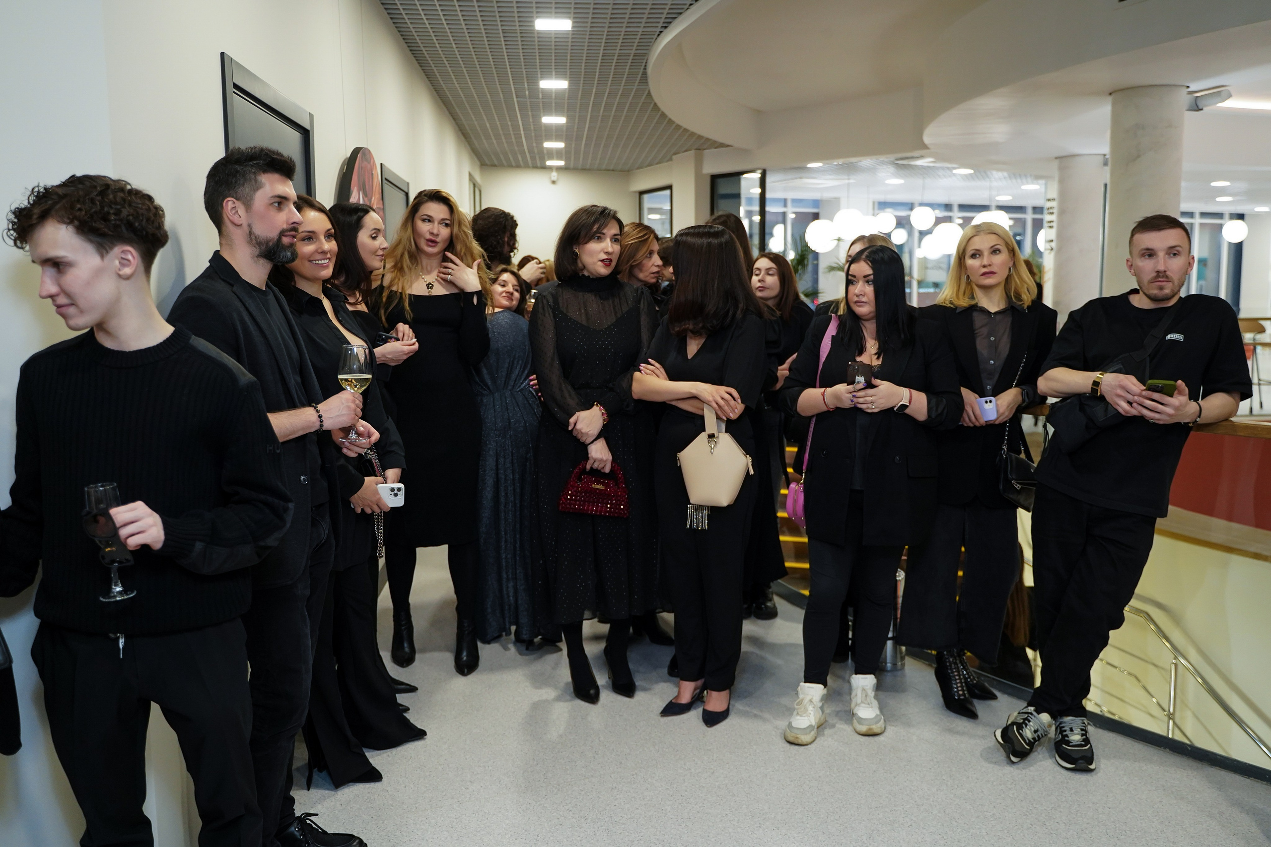 Аукцион в «Зрение». Фотограф и видеограф Евгений Романов Санкт-Петербург