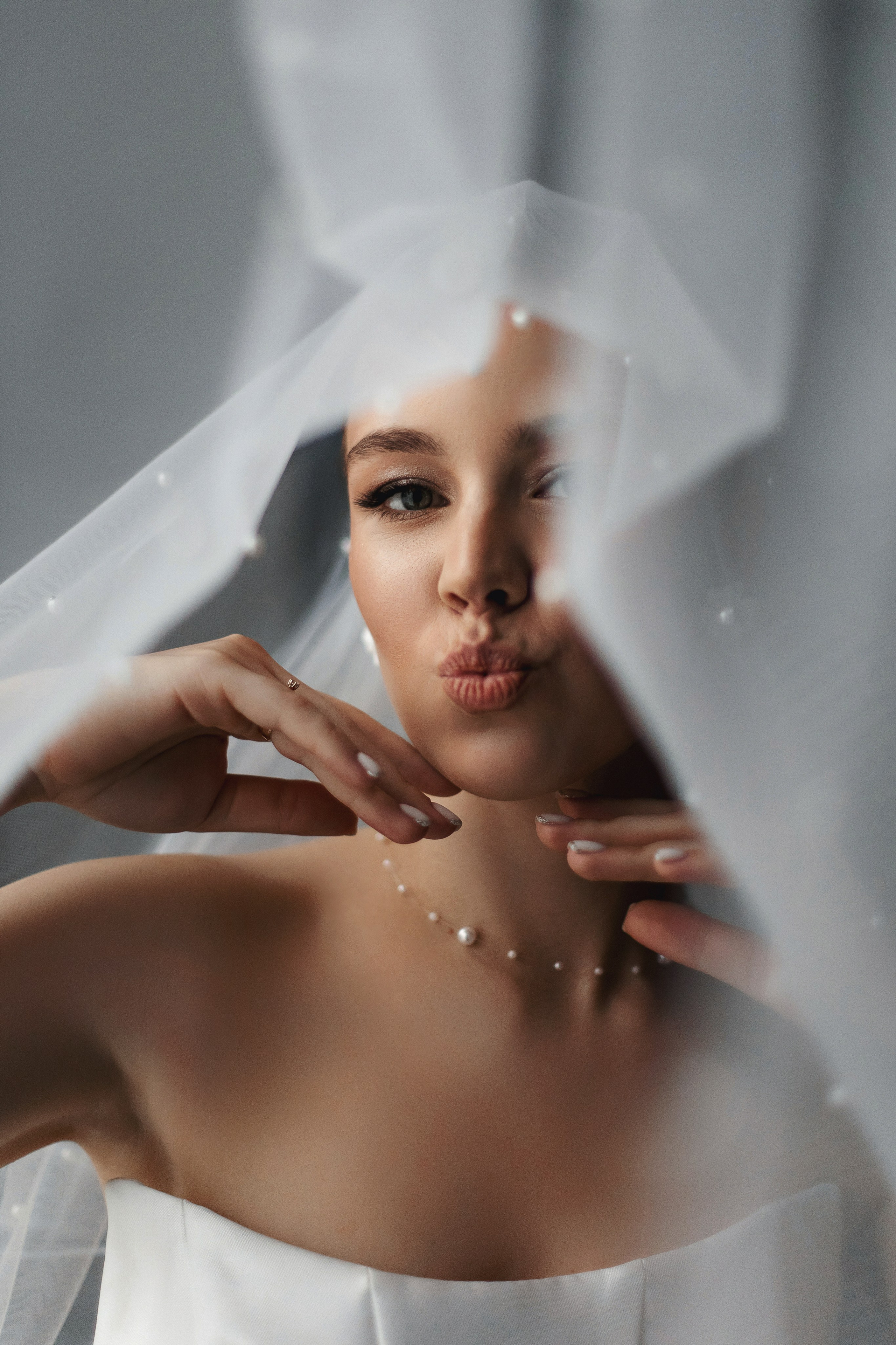 Свадебная фотосессия в отеле, в Ростове-на_Дону. Свадебный фотограф в Ростове-на-Дону Олег Майер