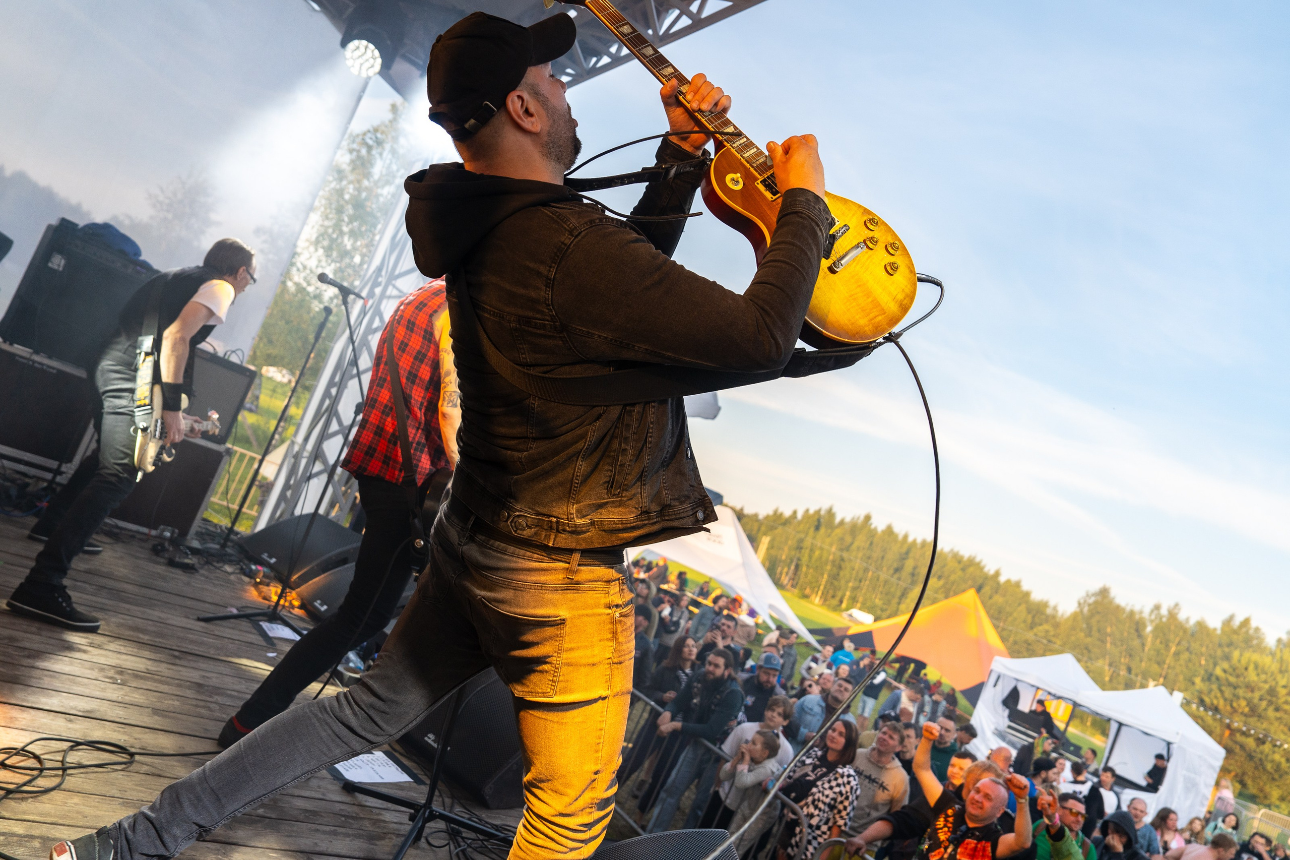 Фотоотчет с главного панк-рок фестиваля страны Anti-Party 2025. Фотограф Николай Прокофьев модельные тесты в Москве