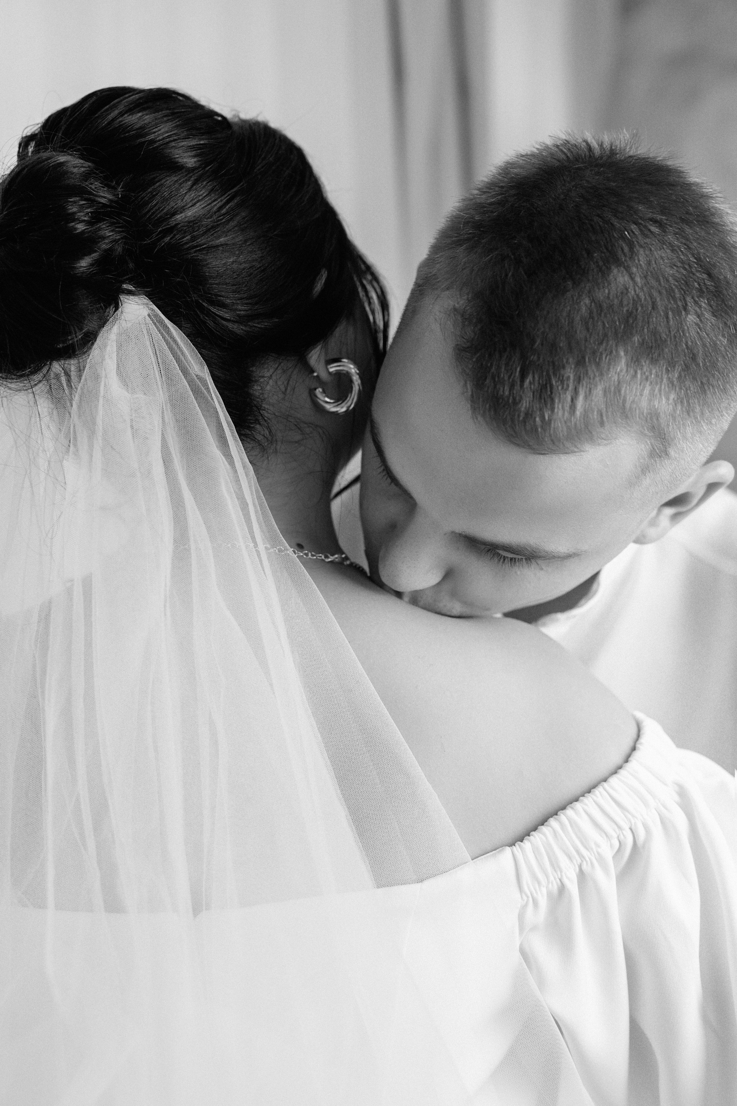 Студийная свадебная история любви. Ваш семейный фотограф в Минске — Вика Трегубова